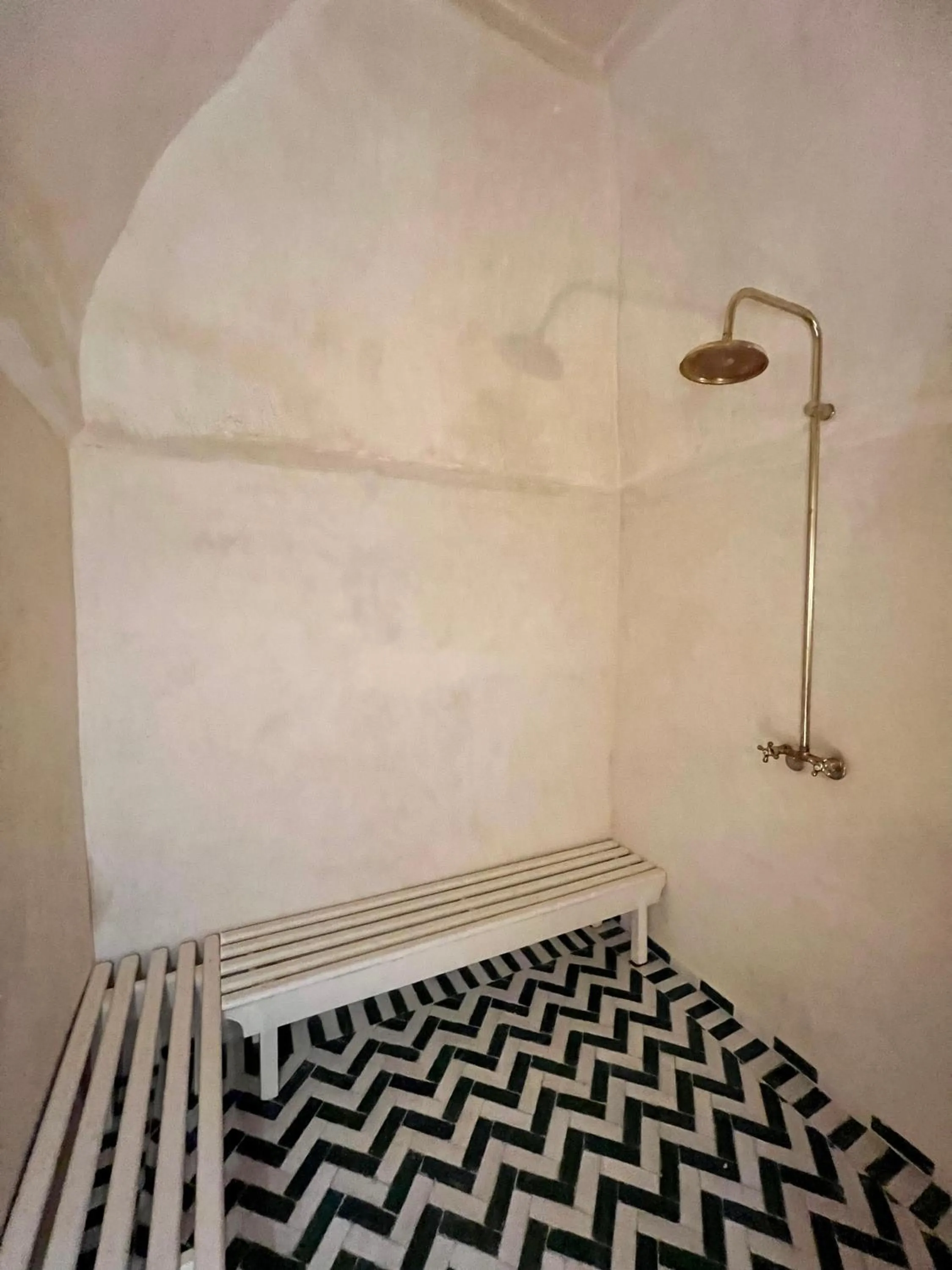 Bathroom, Bed in Riad Tizwa Marrakech