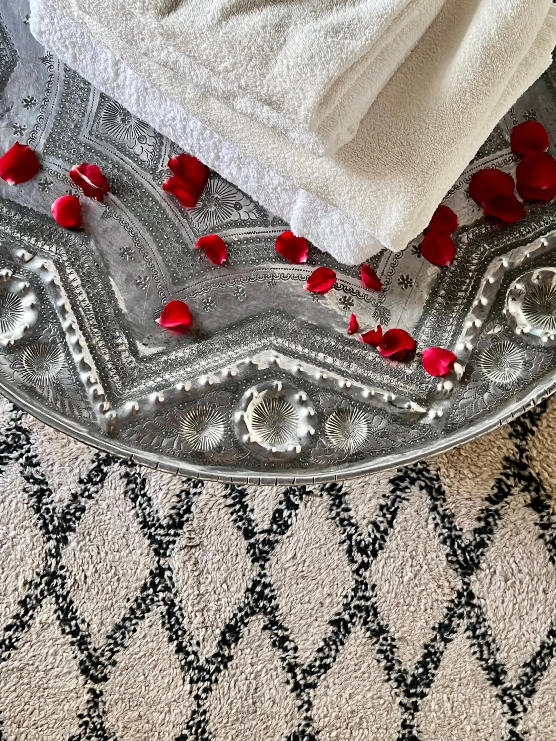 Decorative detail in Riad Tizwa Marrakech