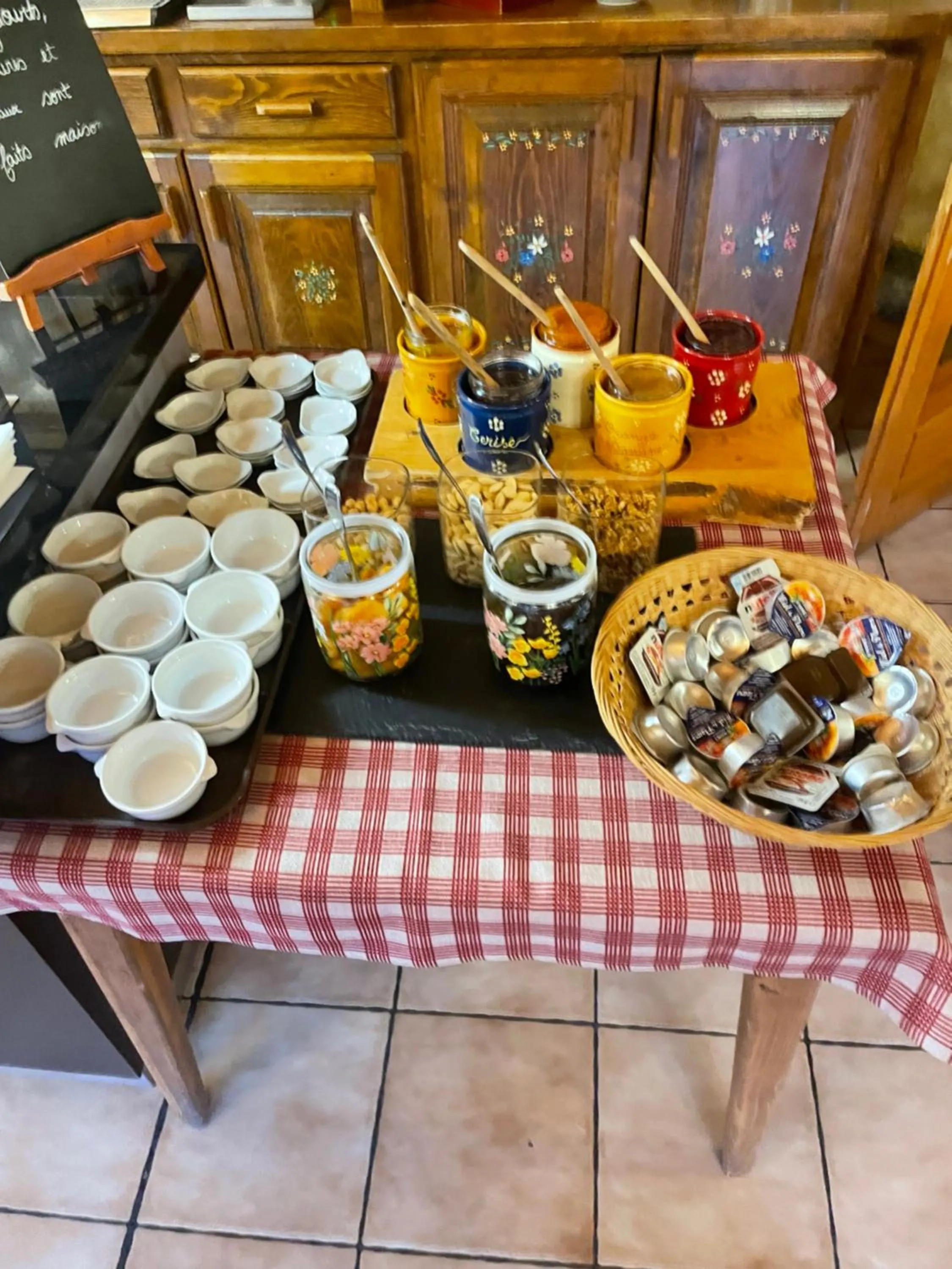 Breakfast in Hotel Le Ferraillon