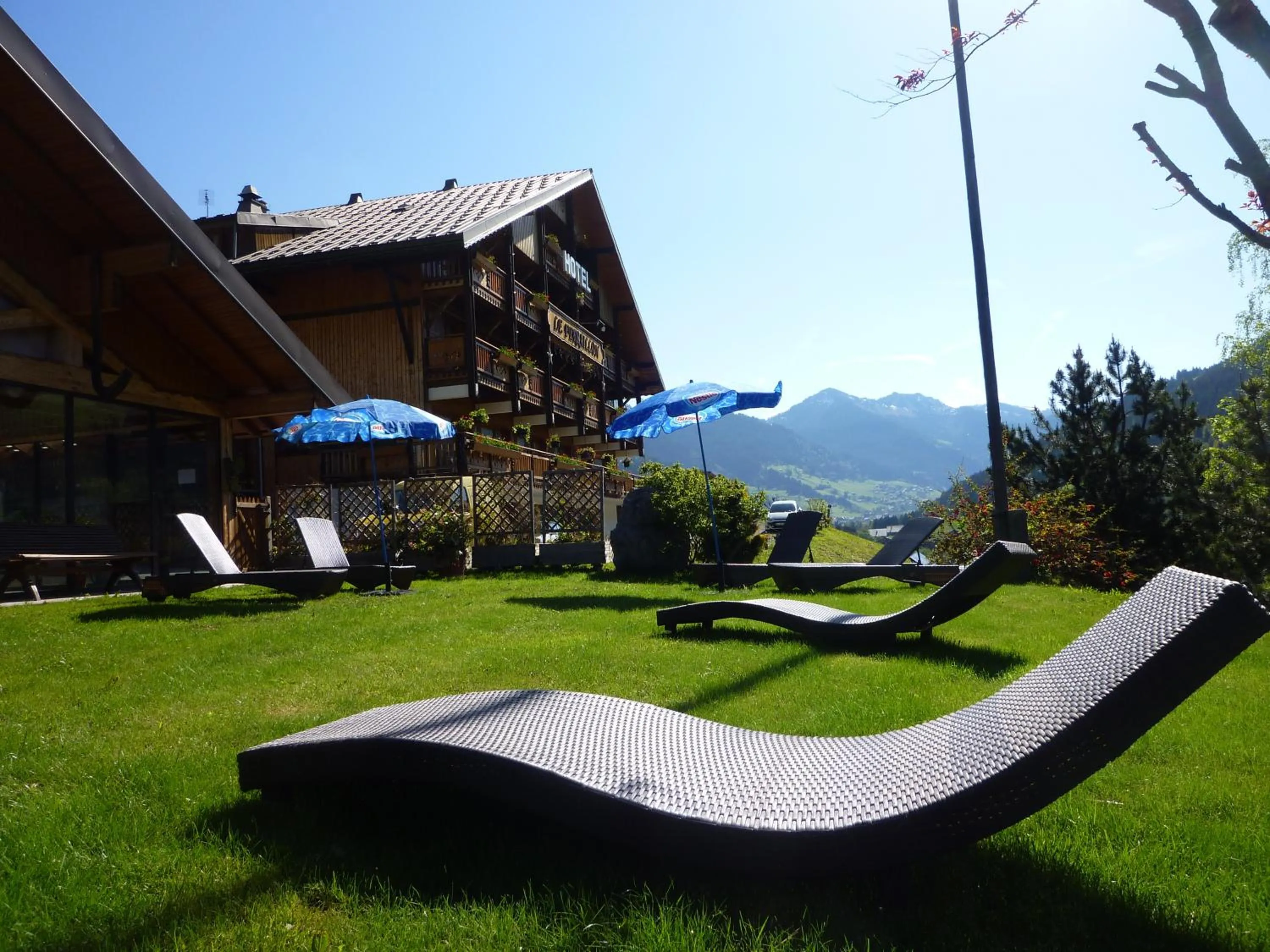 Garden in Hotel Le Ferraillon