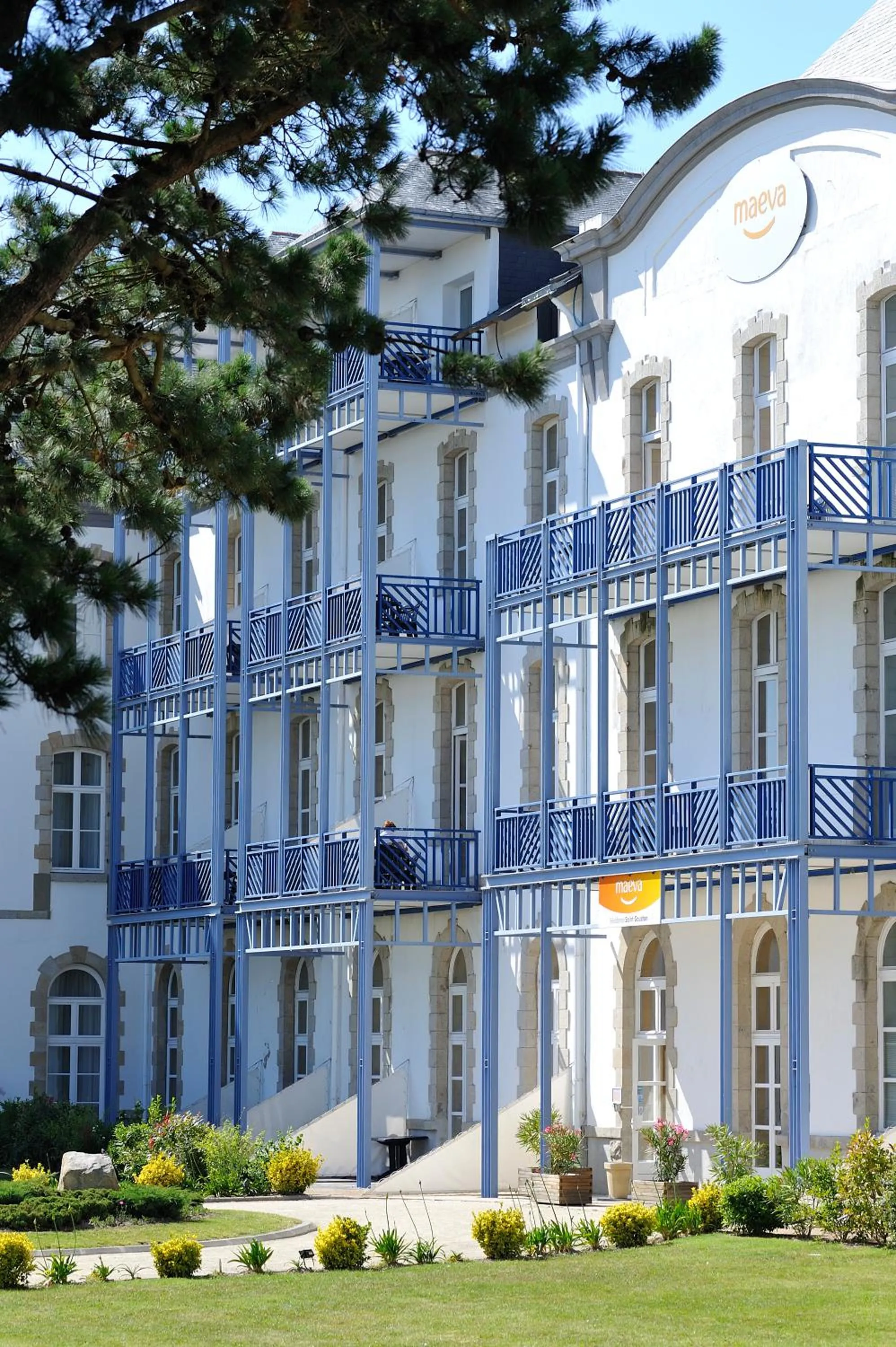 Facade/entrance in Residence Saint Goustan - maeva Home