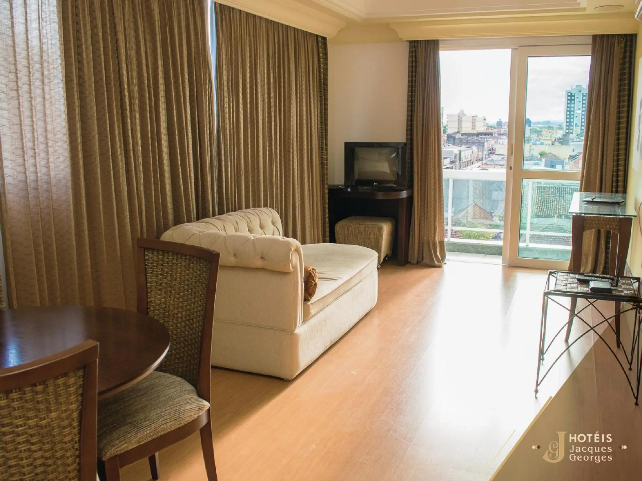 Hotel Jacques Georges Business