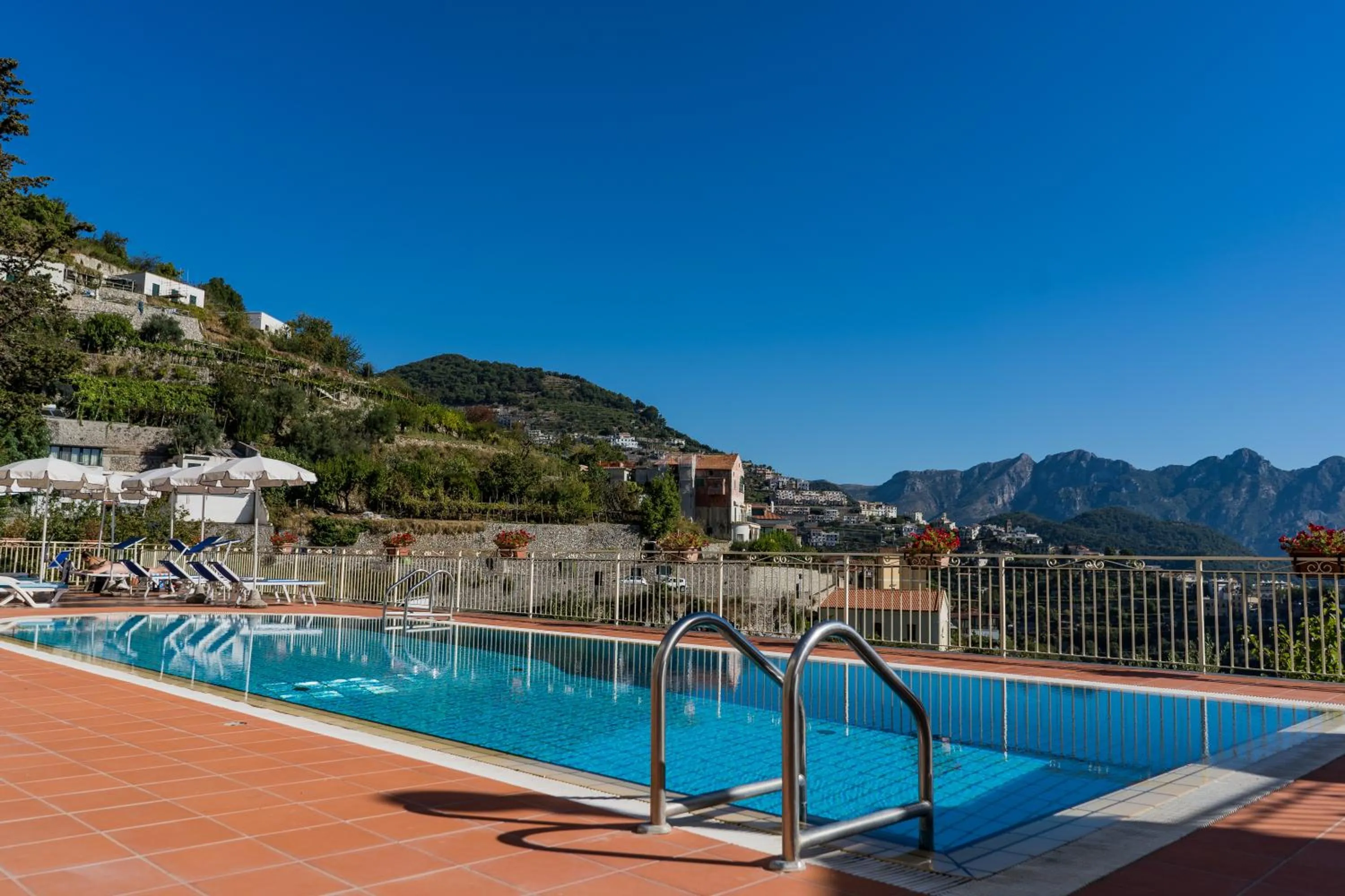 Swimming pool in Ravello View