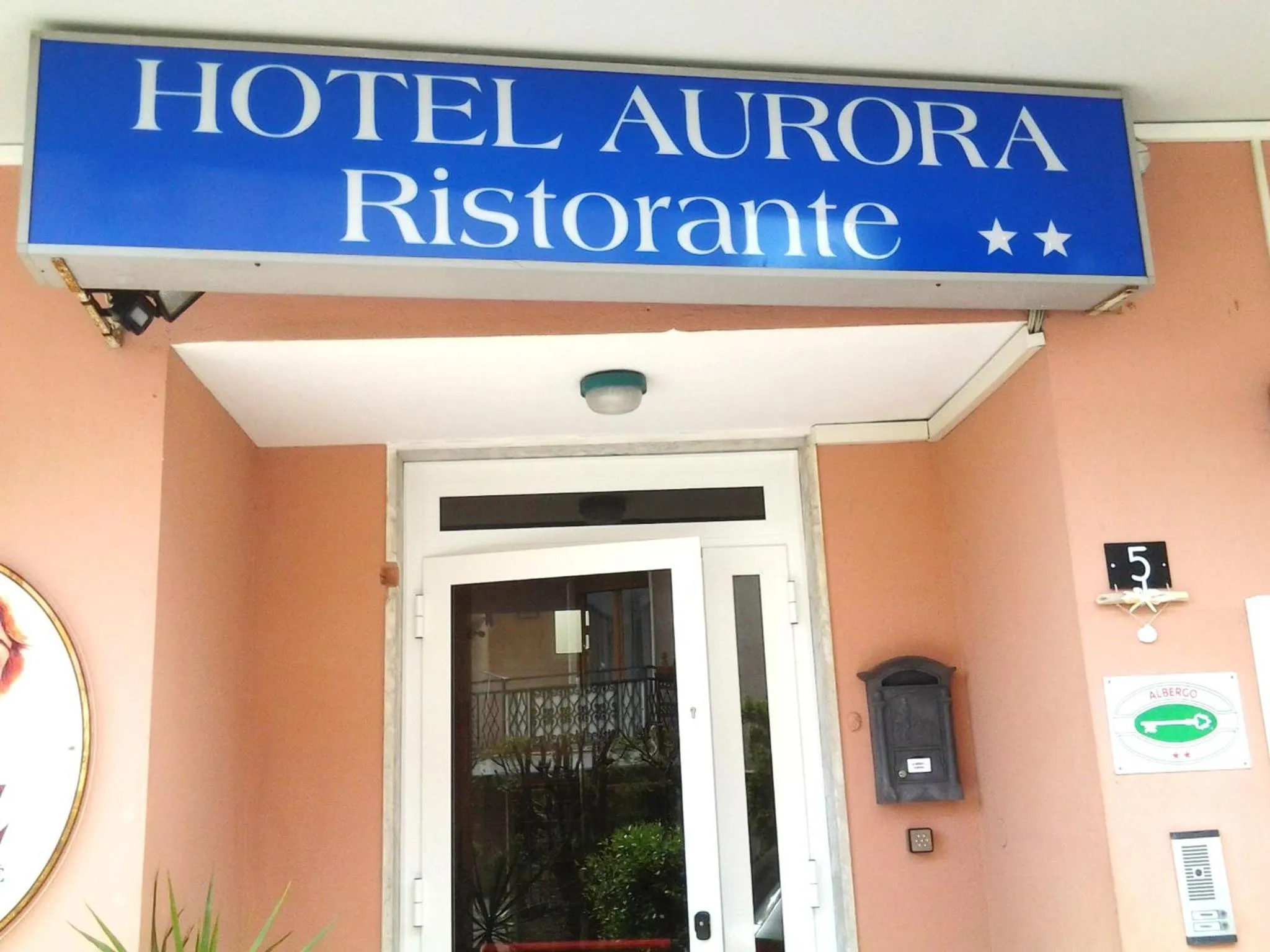 Facade/entrance in Hotel Aurora