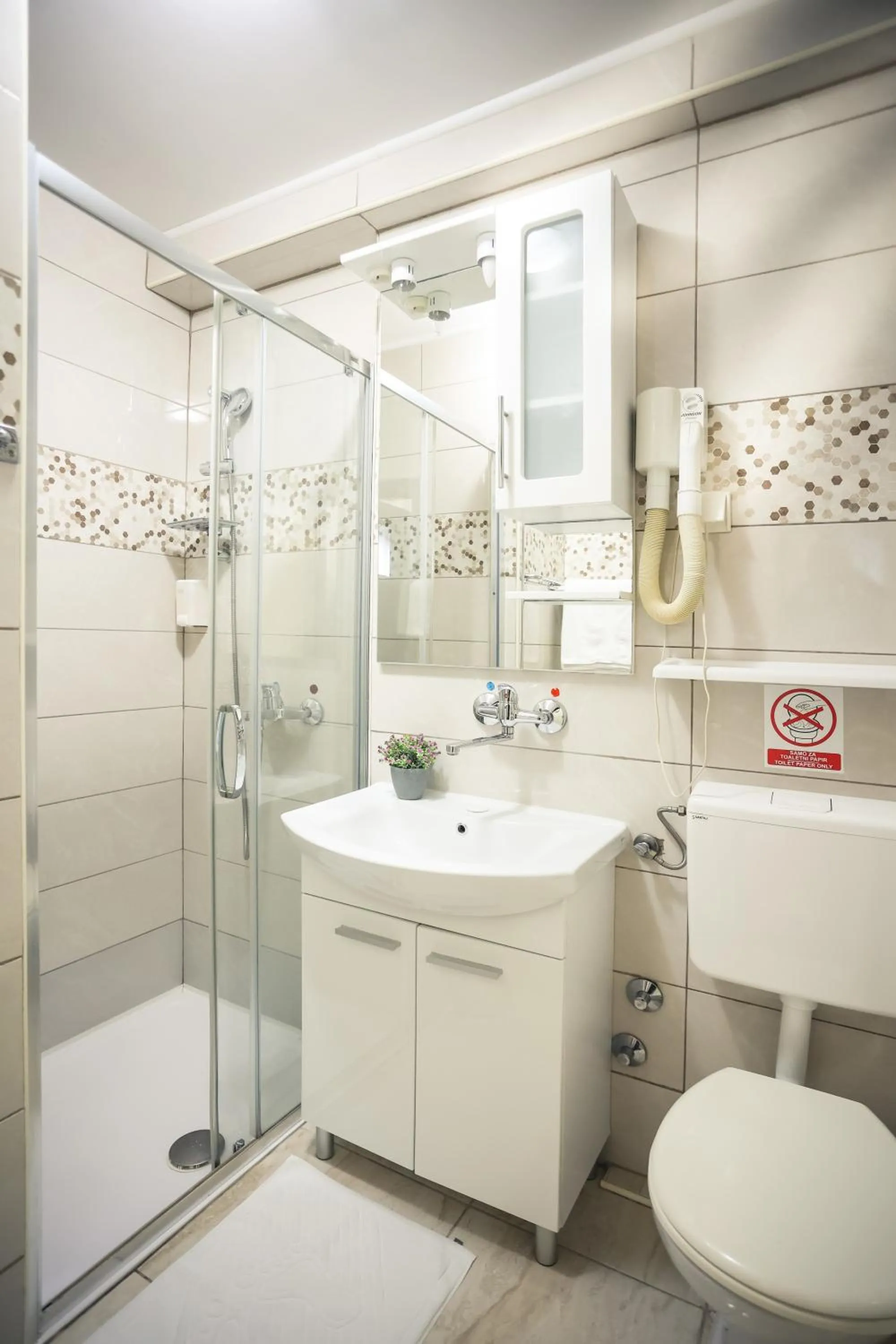 Bathroom in Hotel Garten