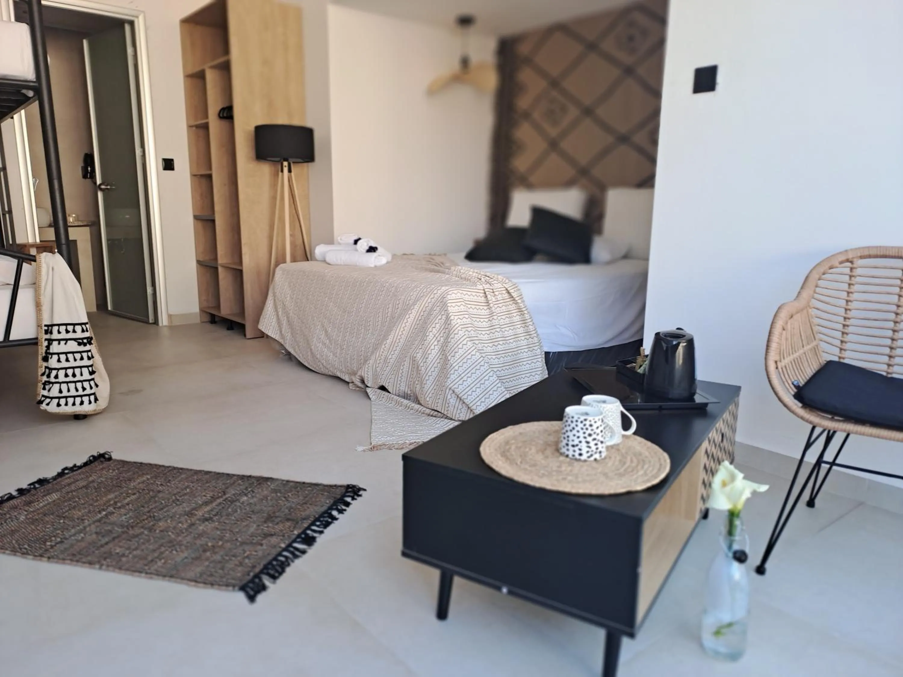 Photo of the whole room, Bed in Beach Hotel Kapahi