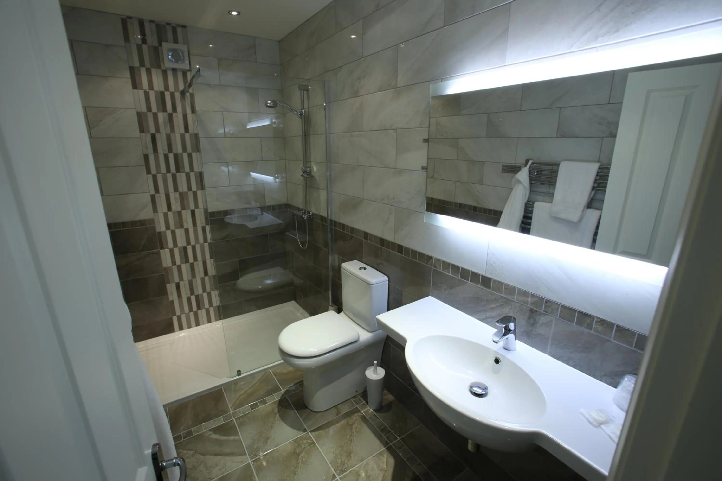 Bathroom in The Craven Heifer Inn