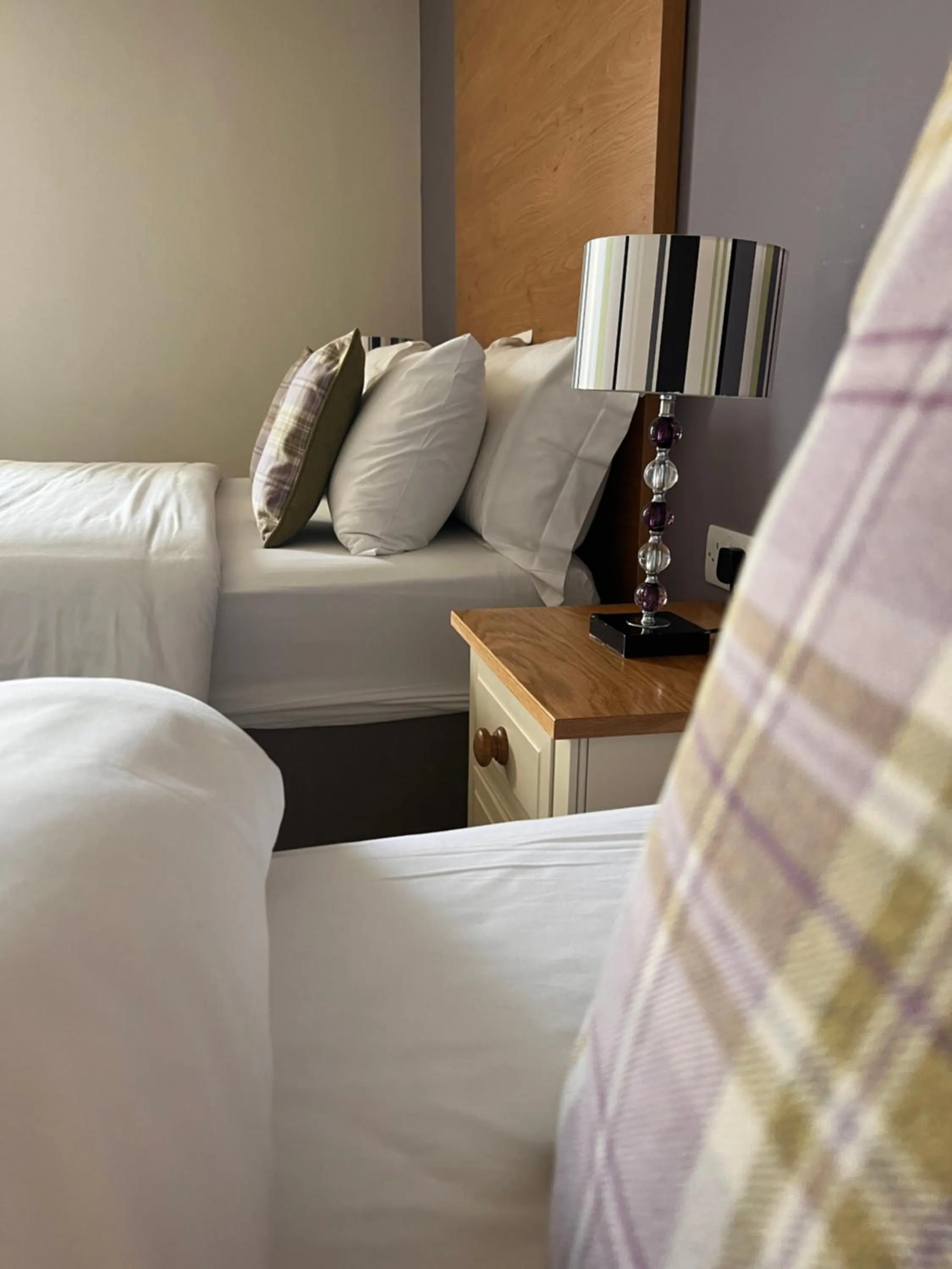 Bedroom, Bed in The Craven Heifer Inn