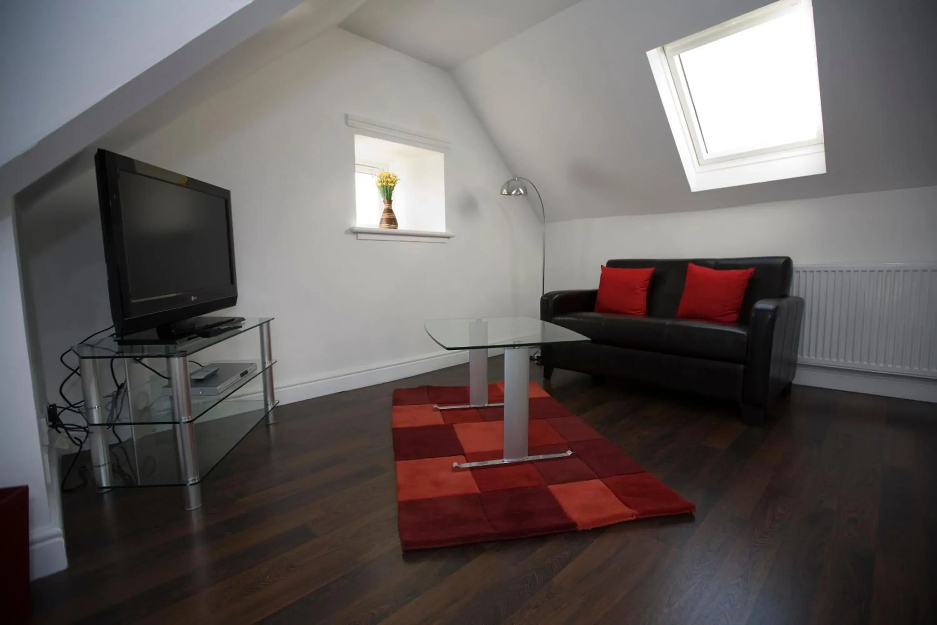 Living room, Seating Area in Aberdeen Serviced Apartments - The Lodge