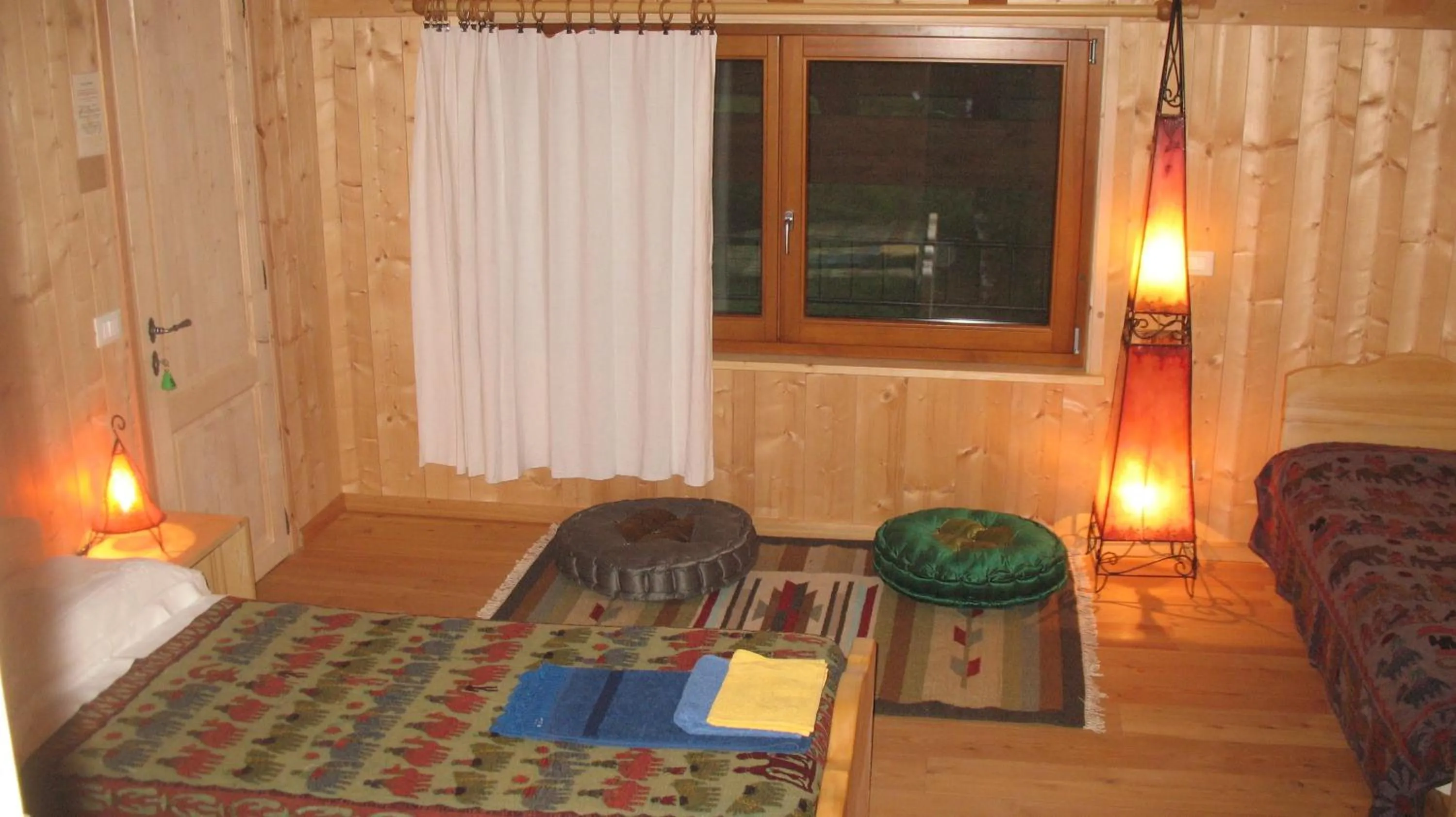 Photo of the whole room, Bed in BioAgriturismo Vegan Campo di Cielo