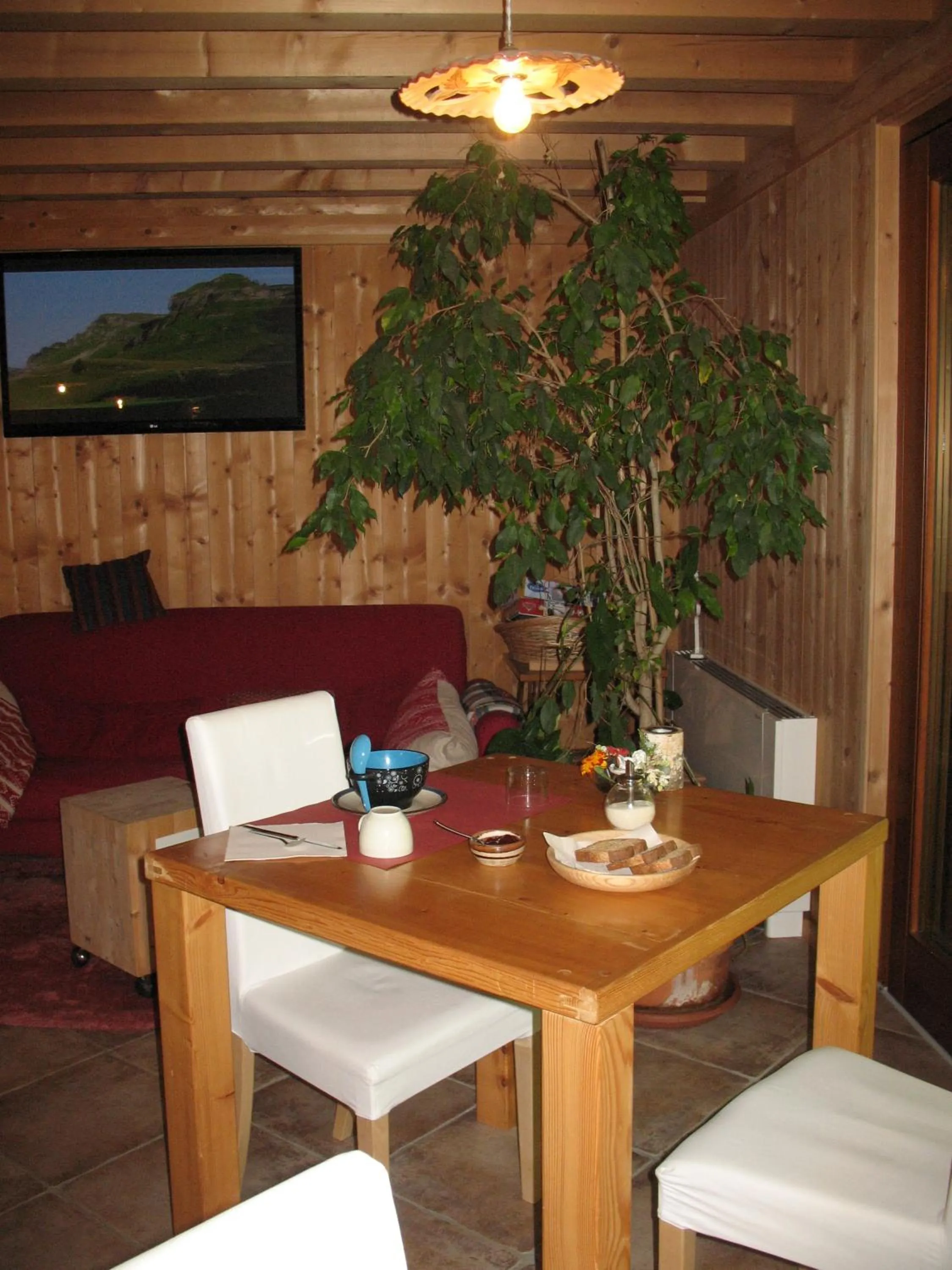 Restaurant/places to eat in BioAgriturismo Vegan Campo di Cielo