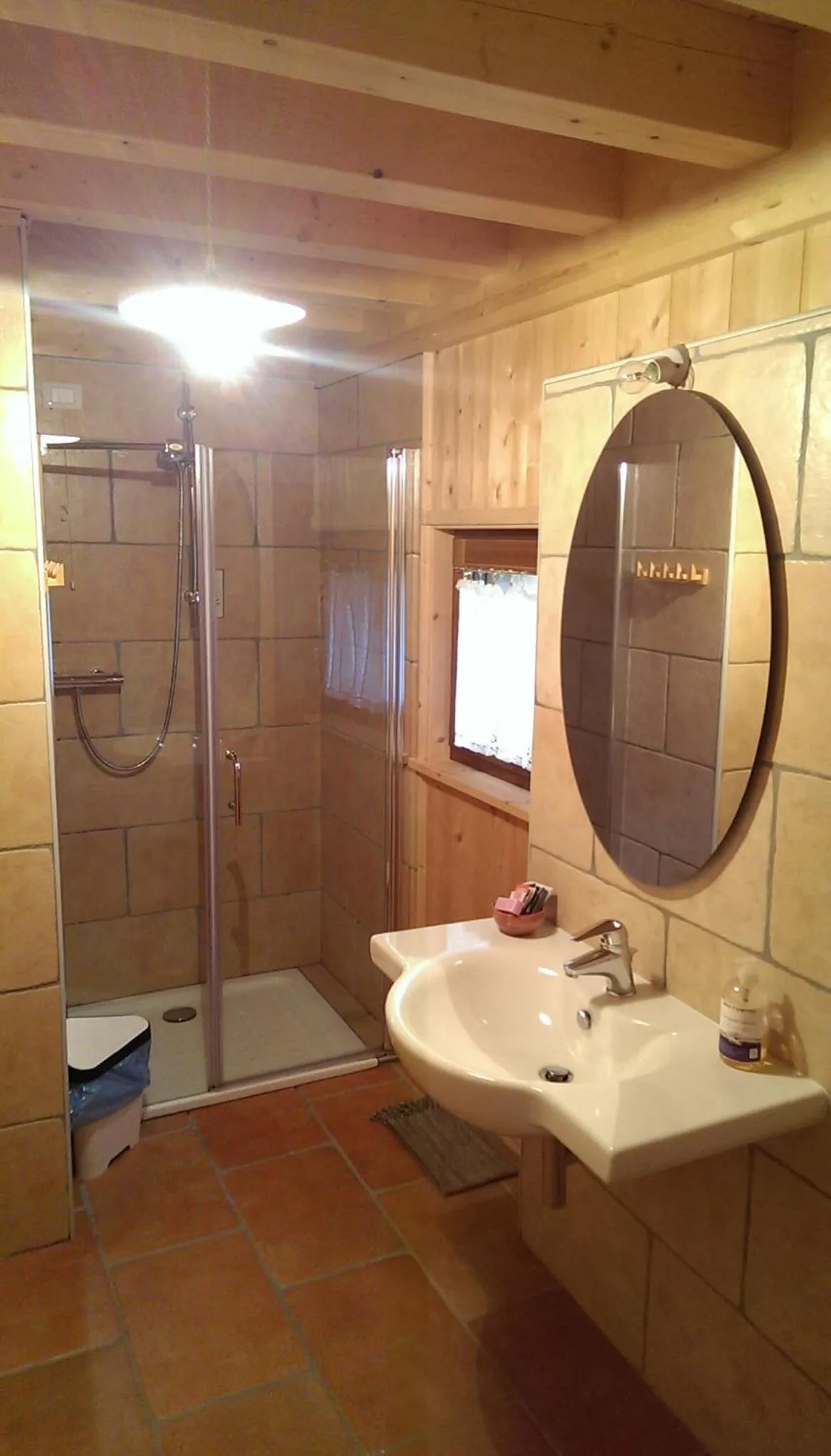 Shower in BioAgriturismo Vegan Campo di Cielo