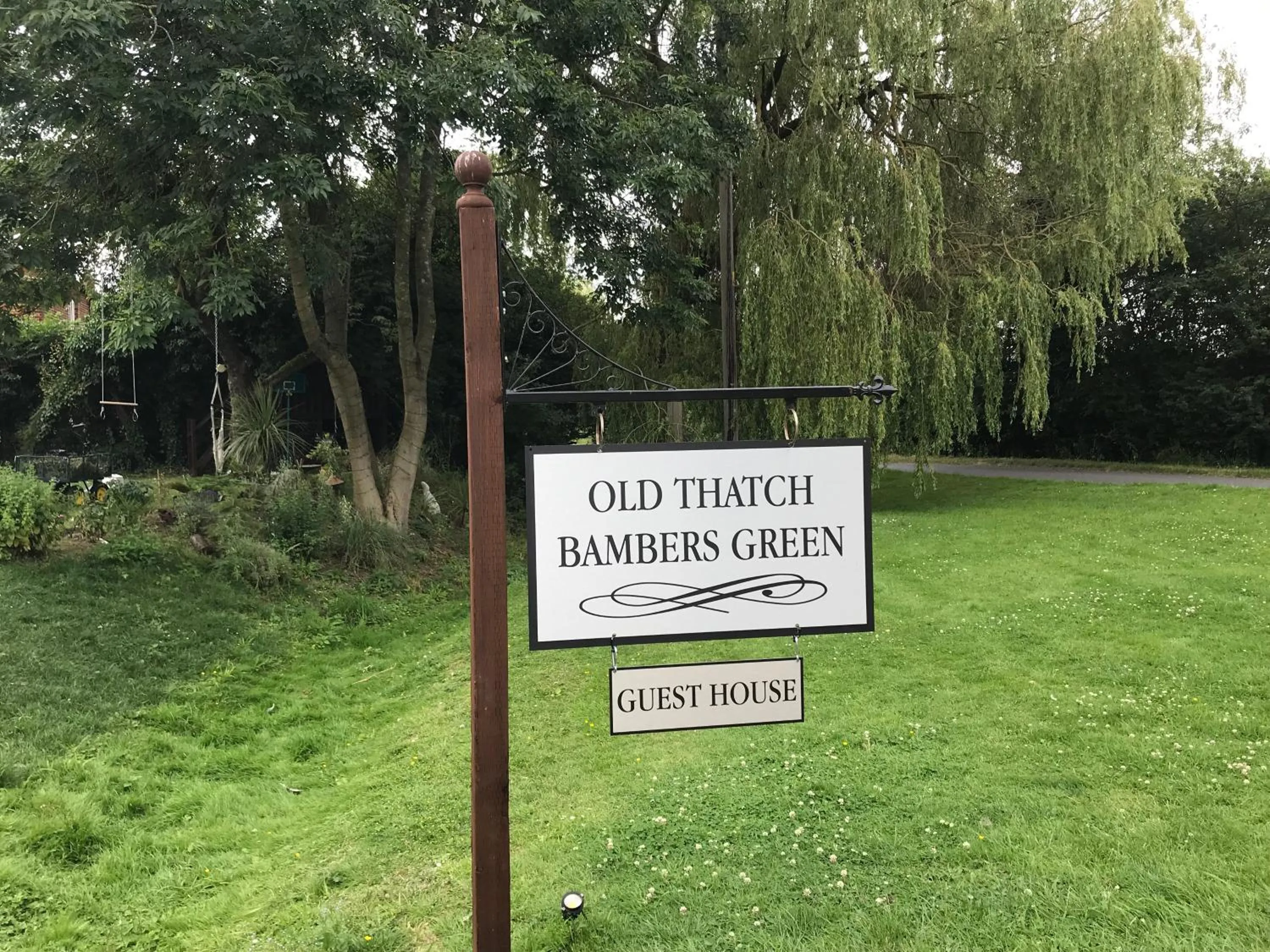 Property building in Old Thatch Bambers Green
