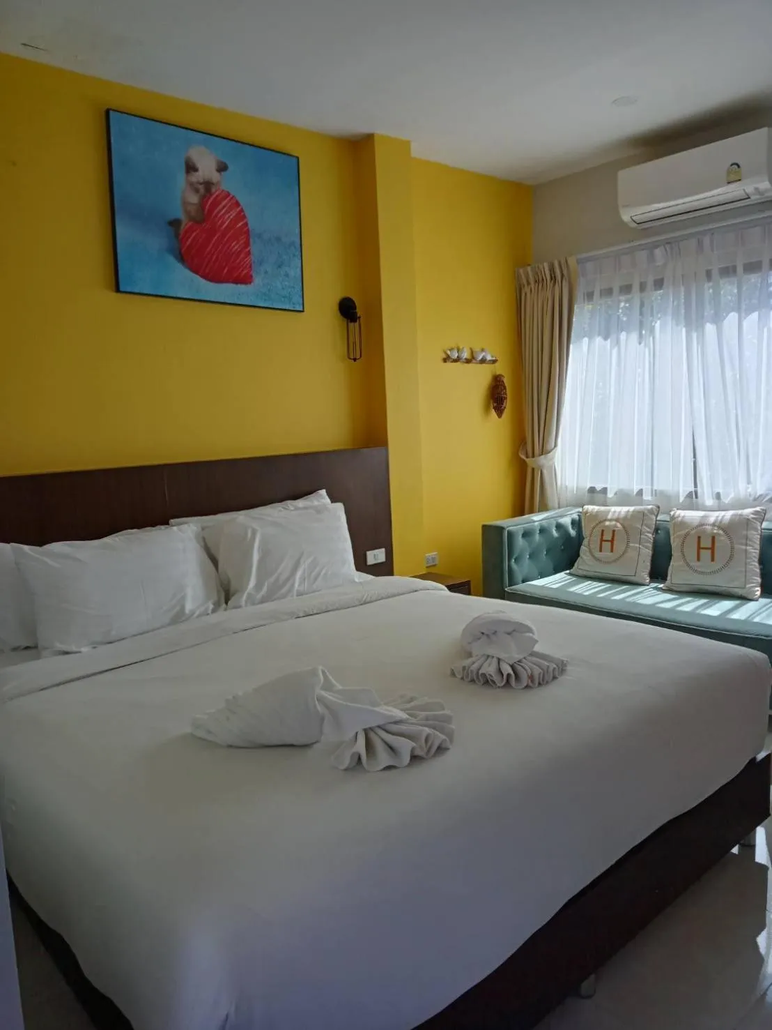 Bed in Blue Orchid Beach Krabi - SHA Certified