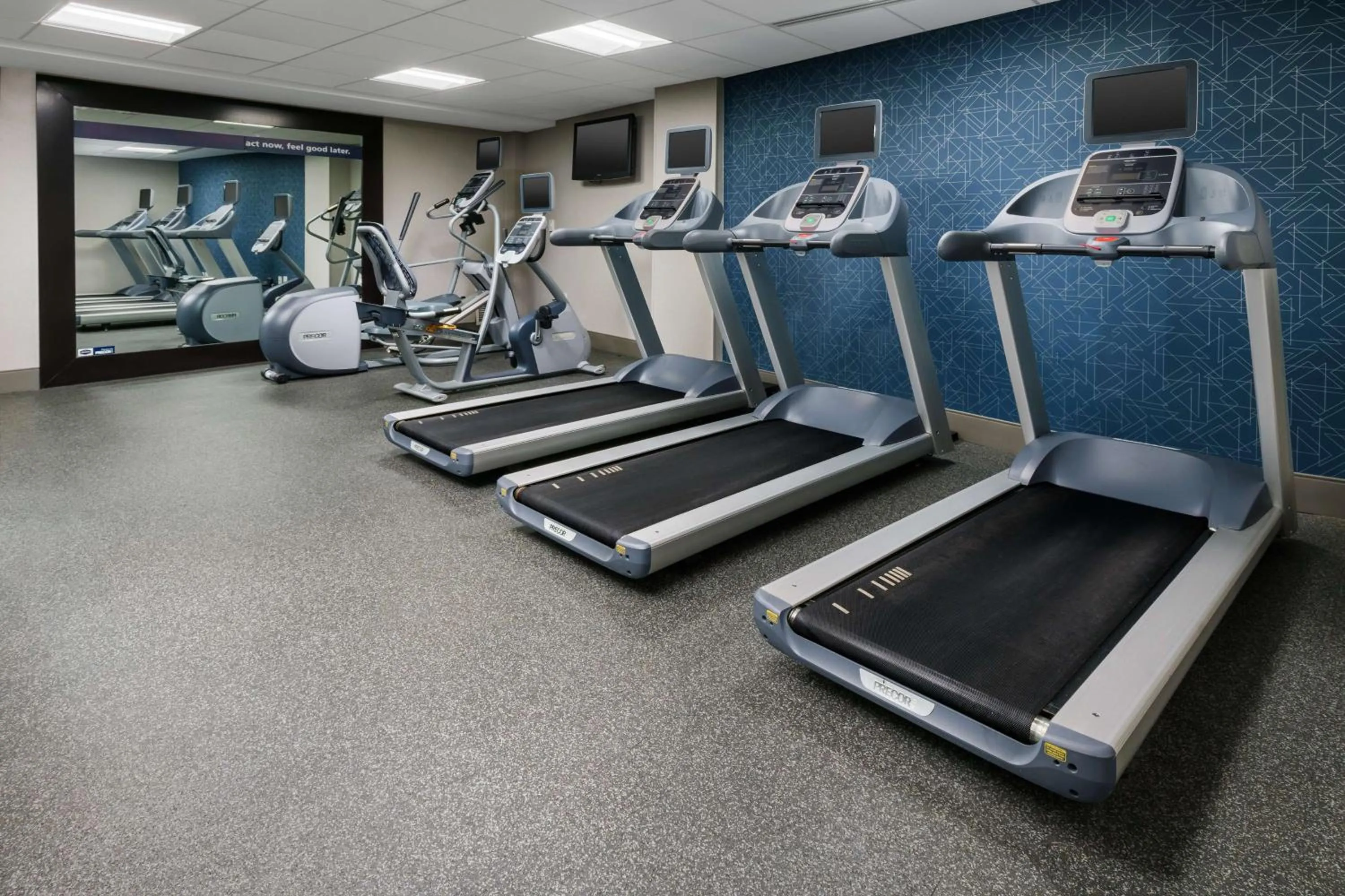 Fitness centre/facilities in Hampton Inn Washington DC White House
