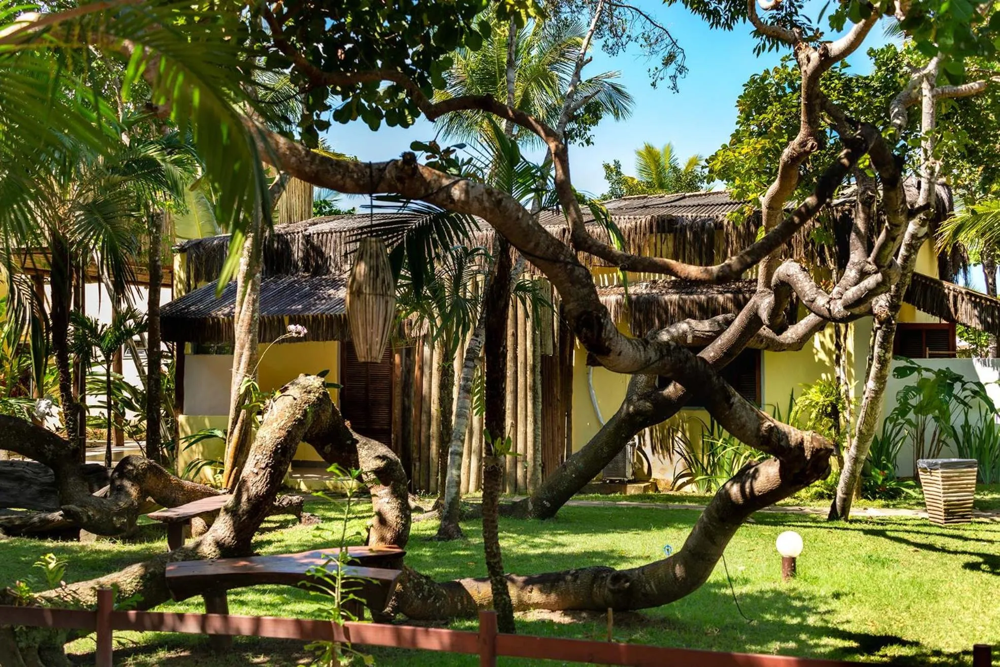 Garden in Travel Inn Pousadas & Beach Club Trancoso