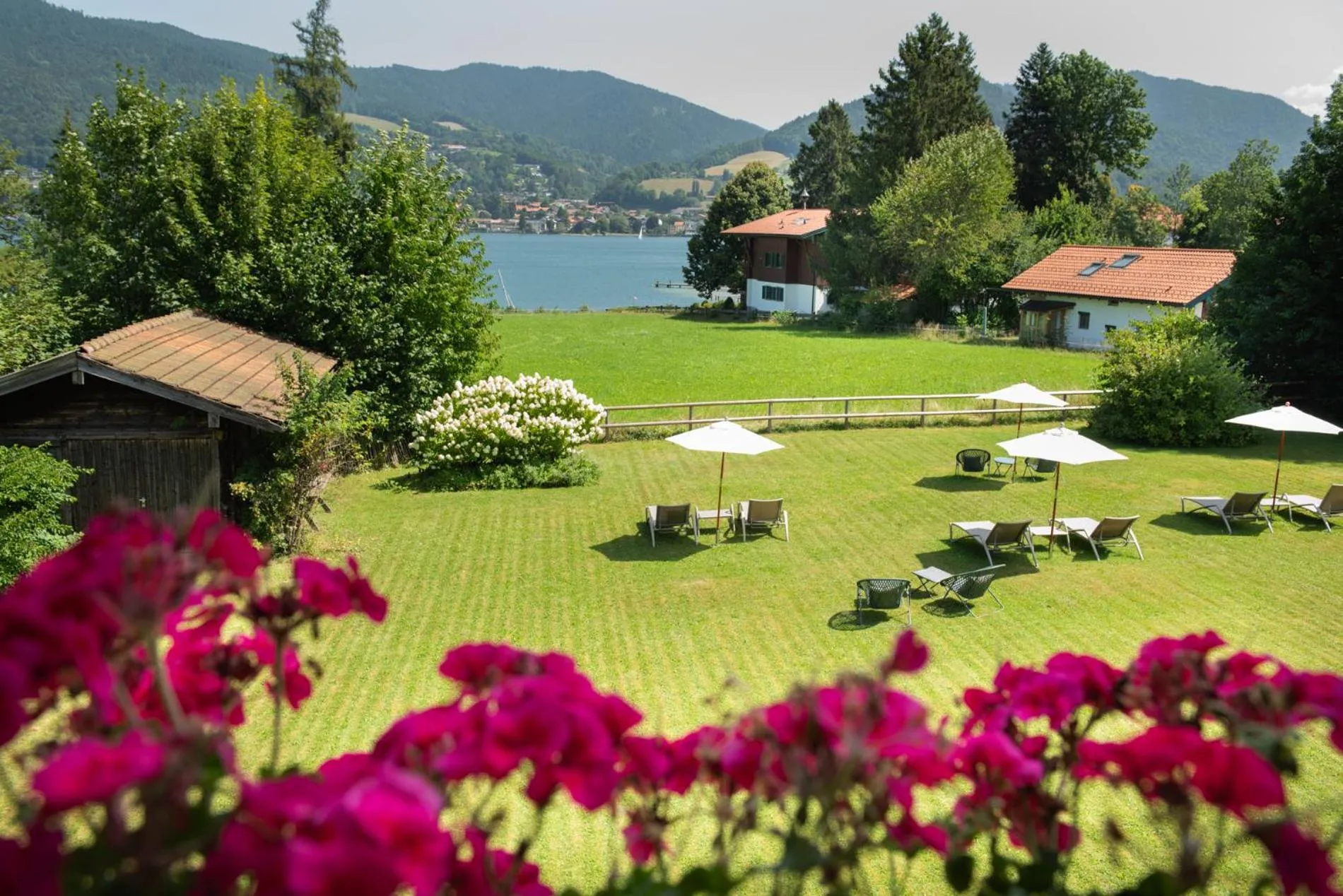 Garden view in Landhaus Christl am See