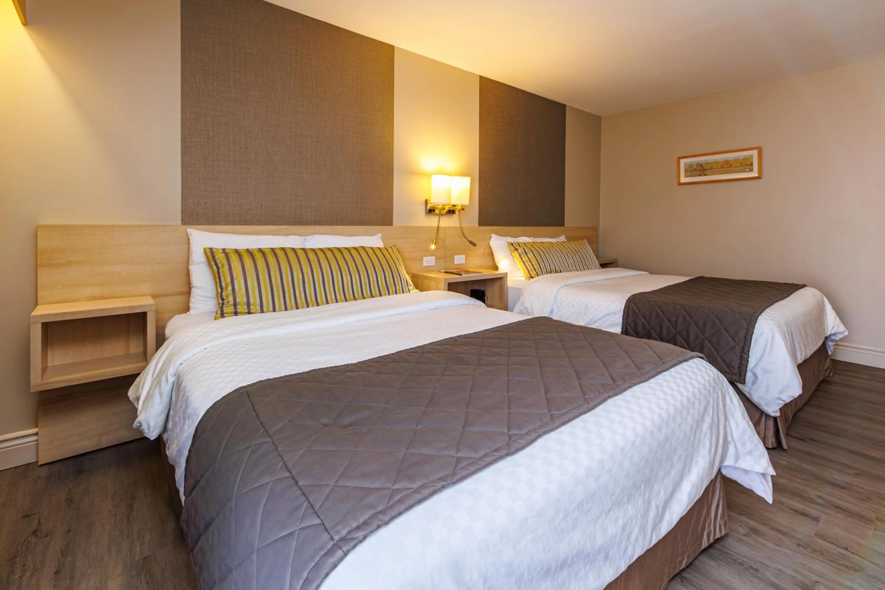 Bed in Hotel-Motel Castel de la Mer