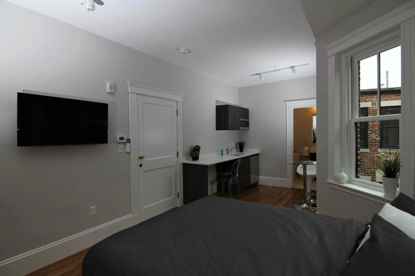Bed in A Stylish Stay w/ a Queen Bed, Heated Floors.. #3
