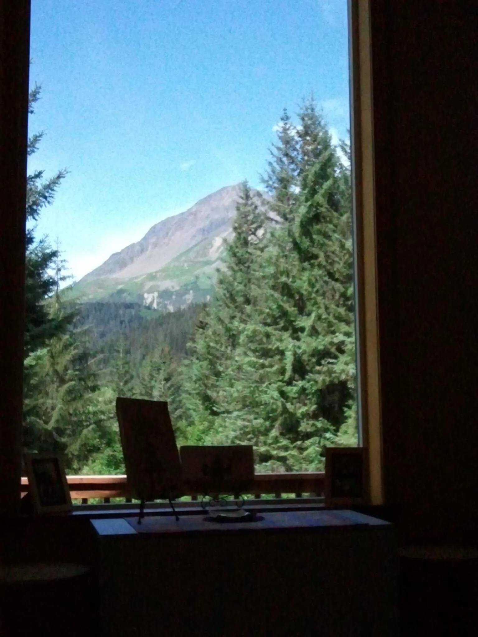 Property building in Glacier Creek Lodging