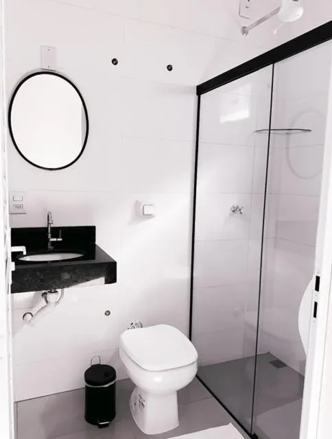 Shower in Hotel Rosa Viva