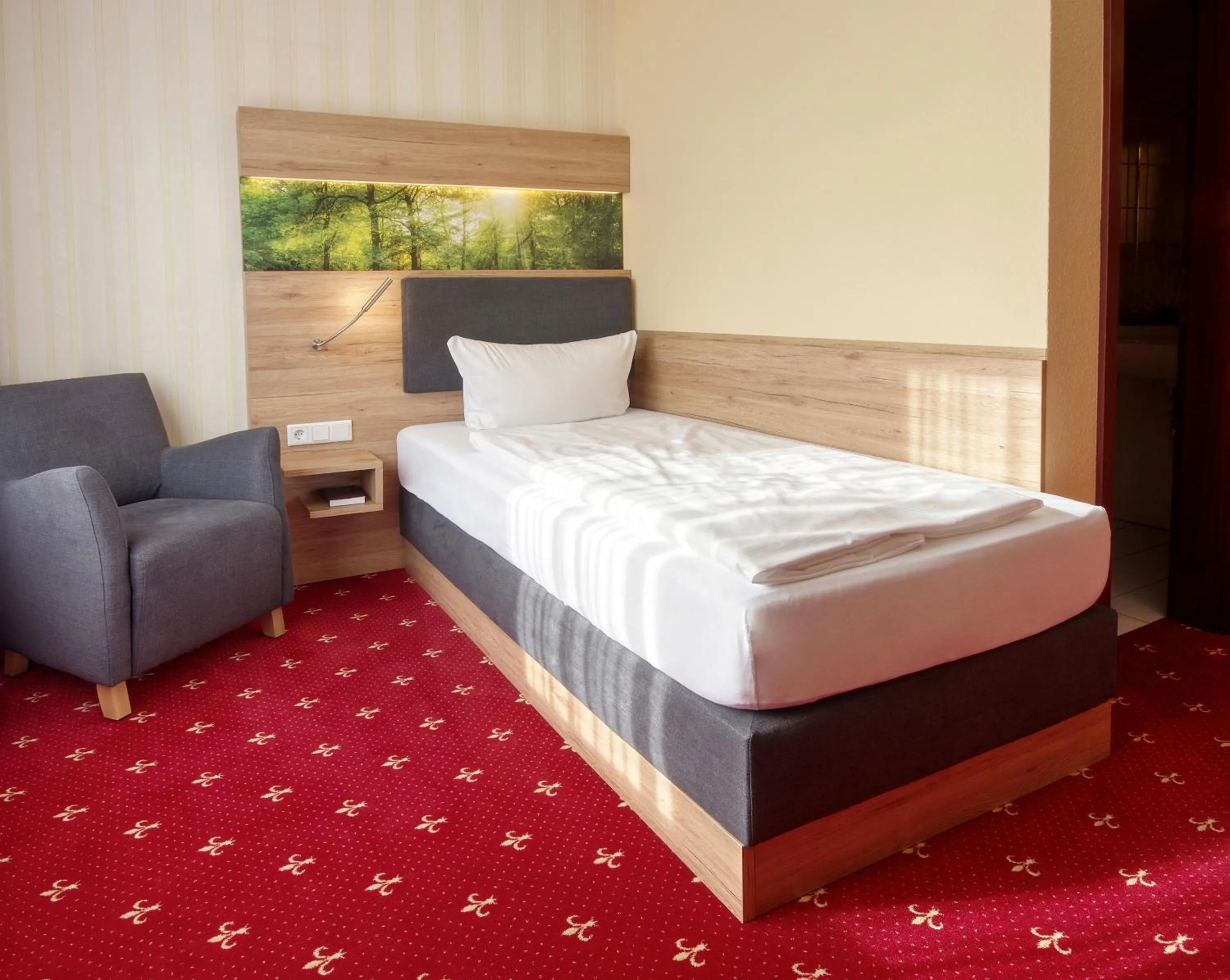 Photo of the whole room, Bed in Akzent Aktiv & Vital Hotel Thüringen