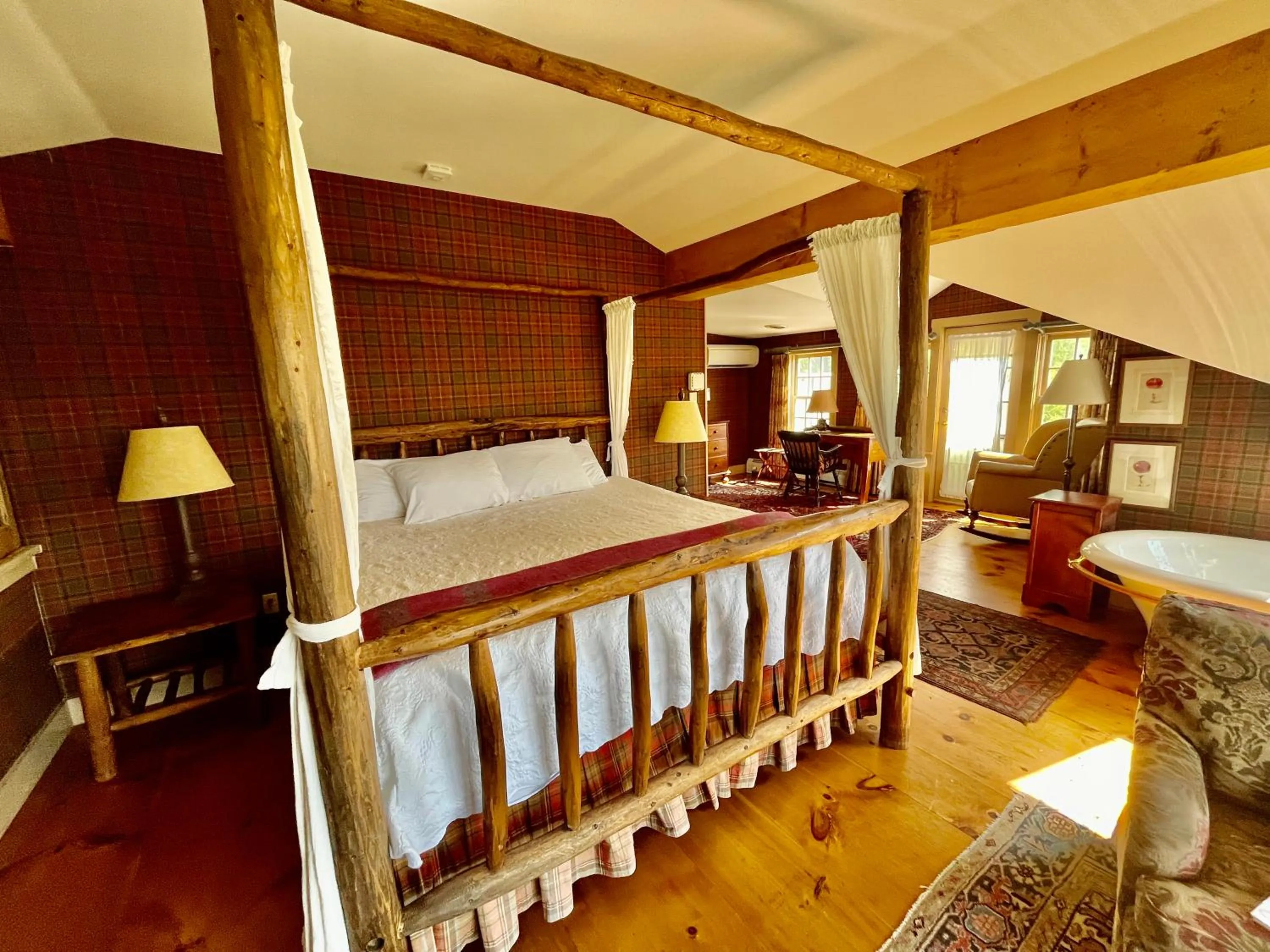 Bed in Windham Hill Inn
