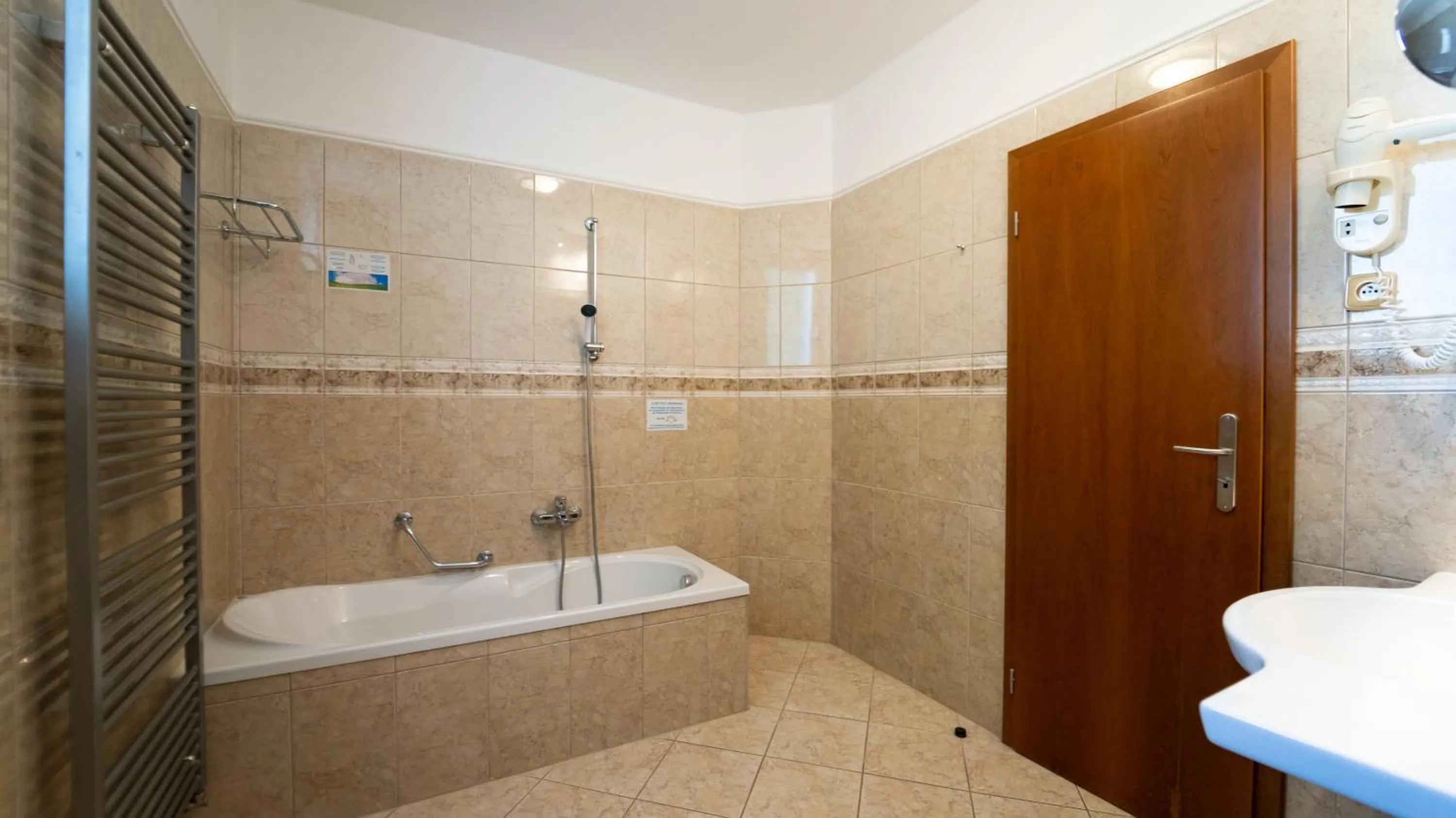 Bathroom in Hotel Richard Spa & Wellness