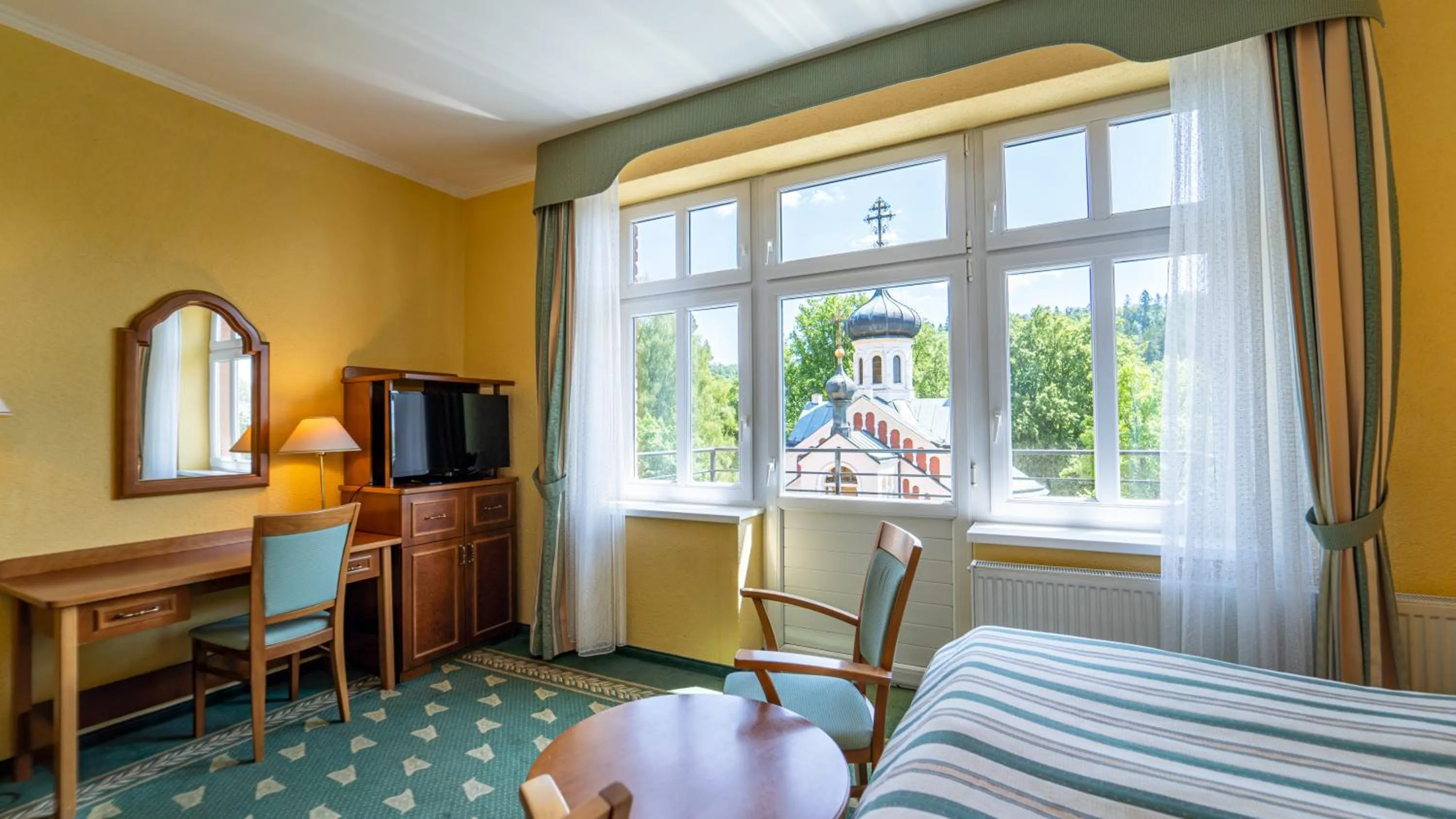 Photo of the whole room, Bed in Hotel Richard Spa & Wellness