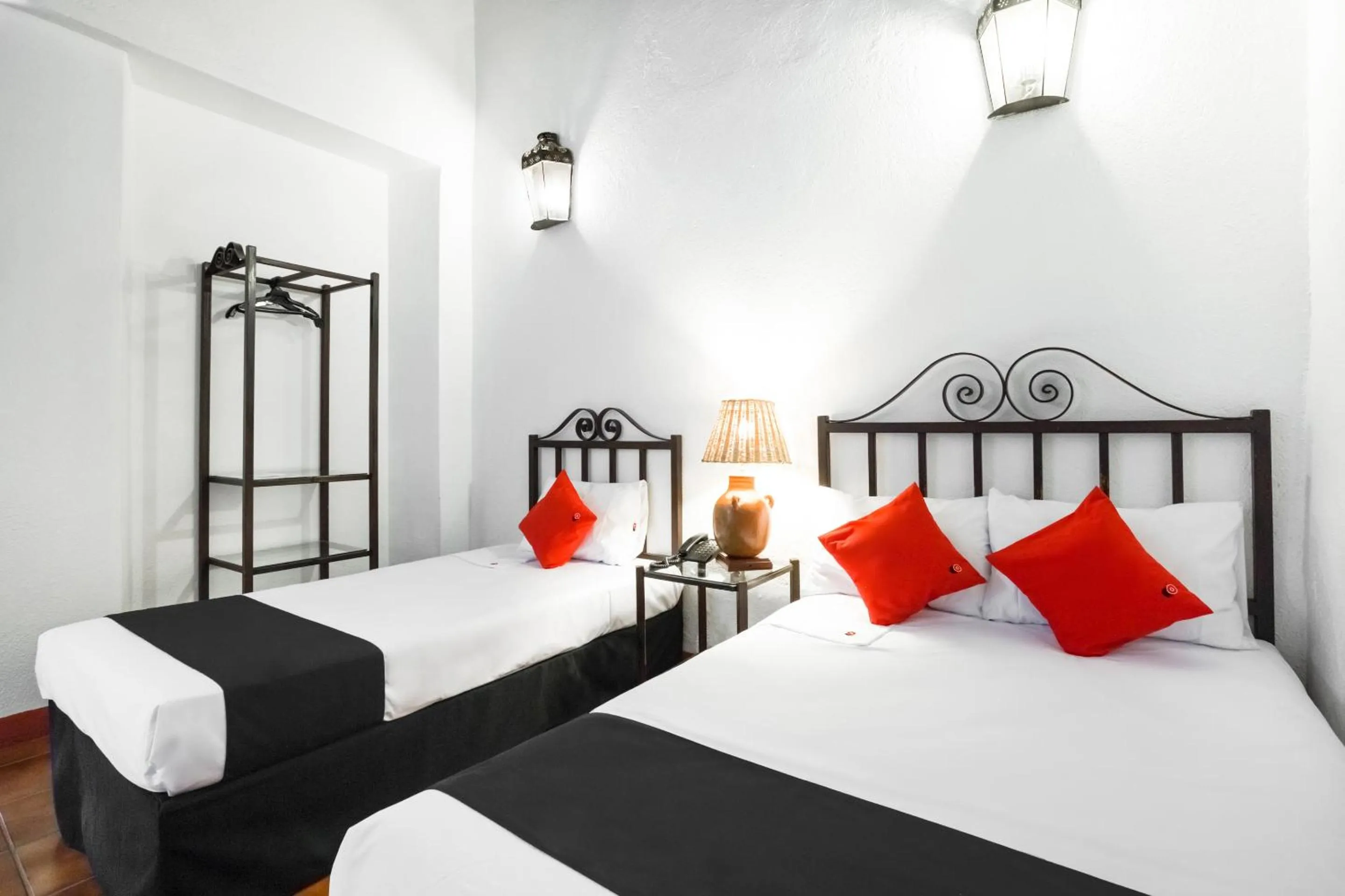 Bedroom, Bed in Capital O El Nito Posada