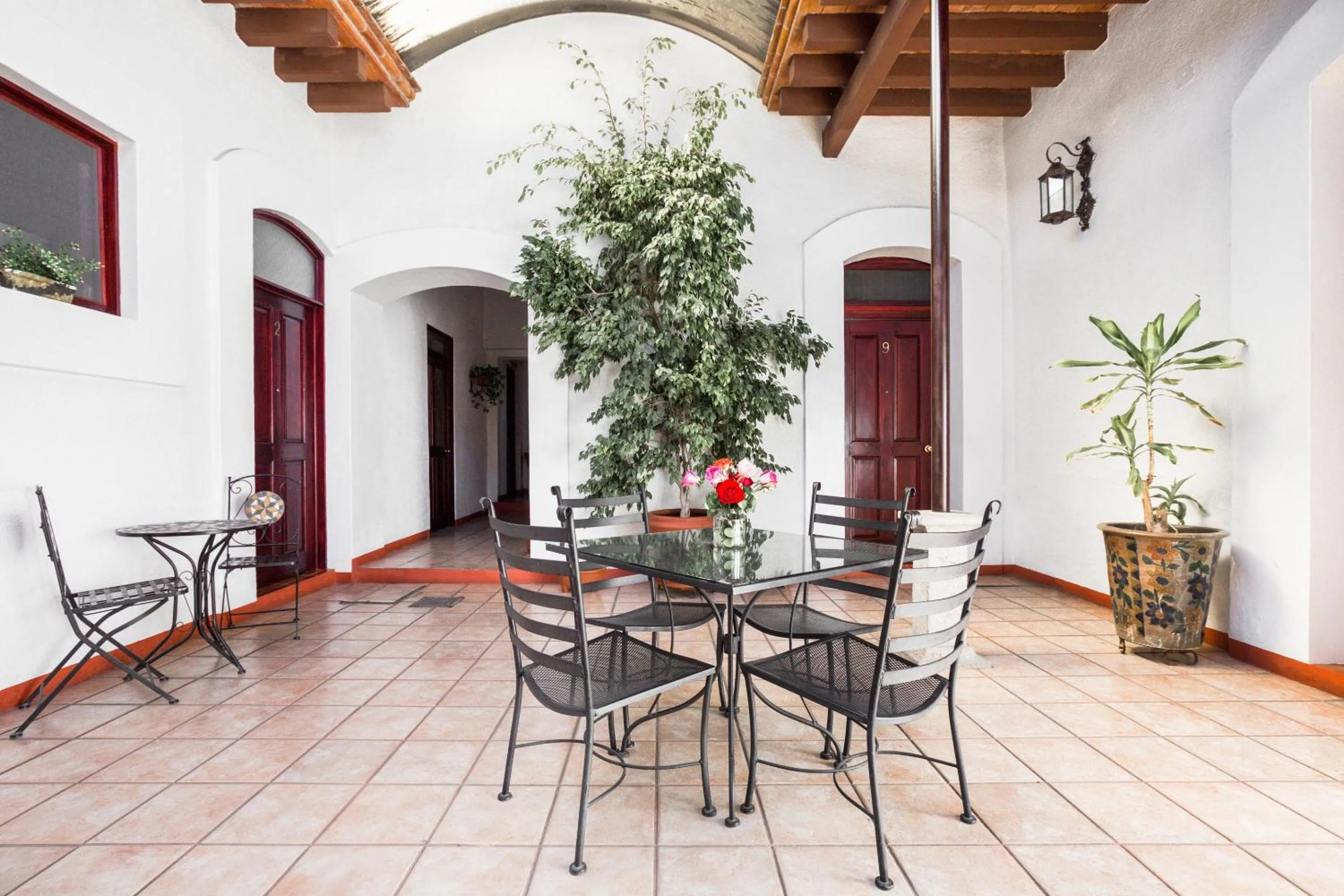 Restaurant/places to eat in Capital O El Nito Posada