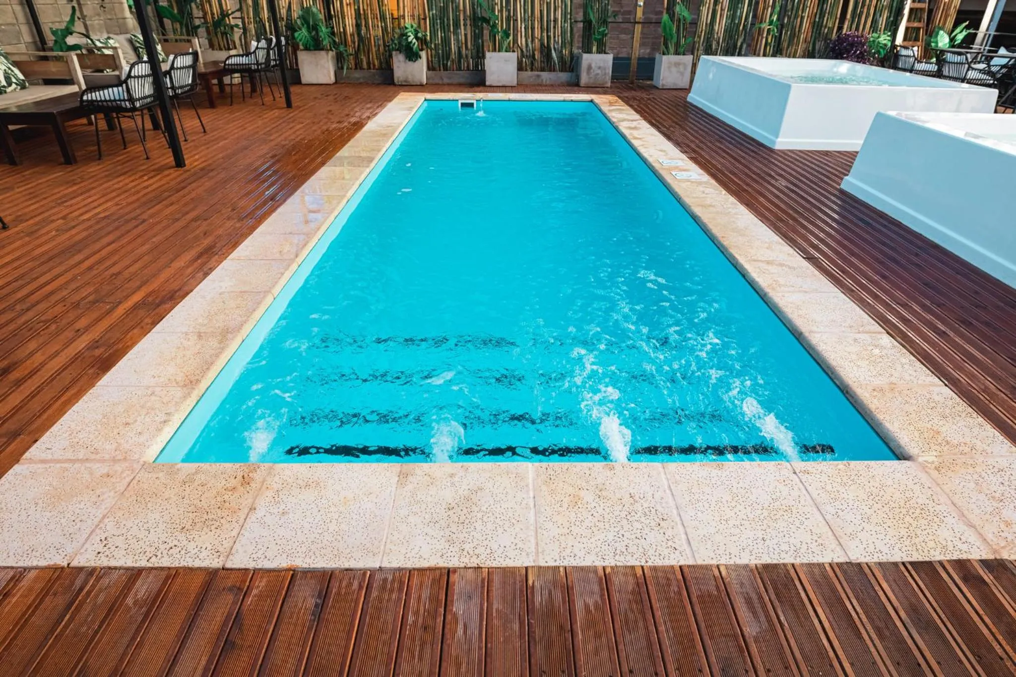 Swimming pool in O2 Hotel Iguazu