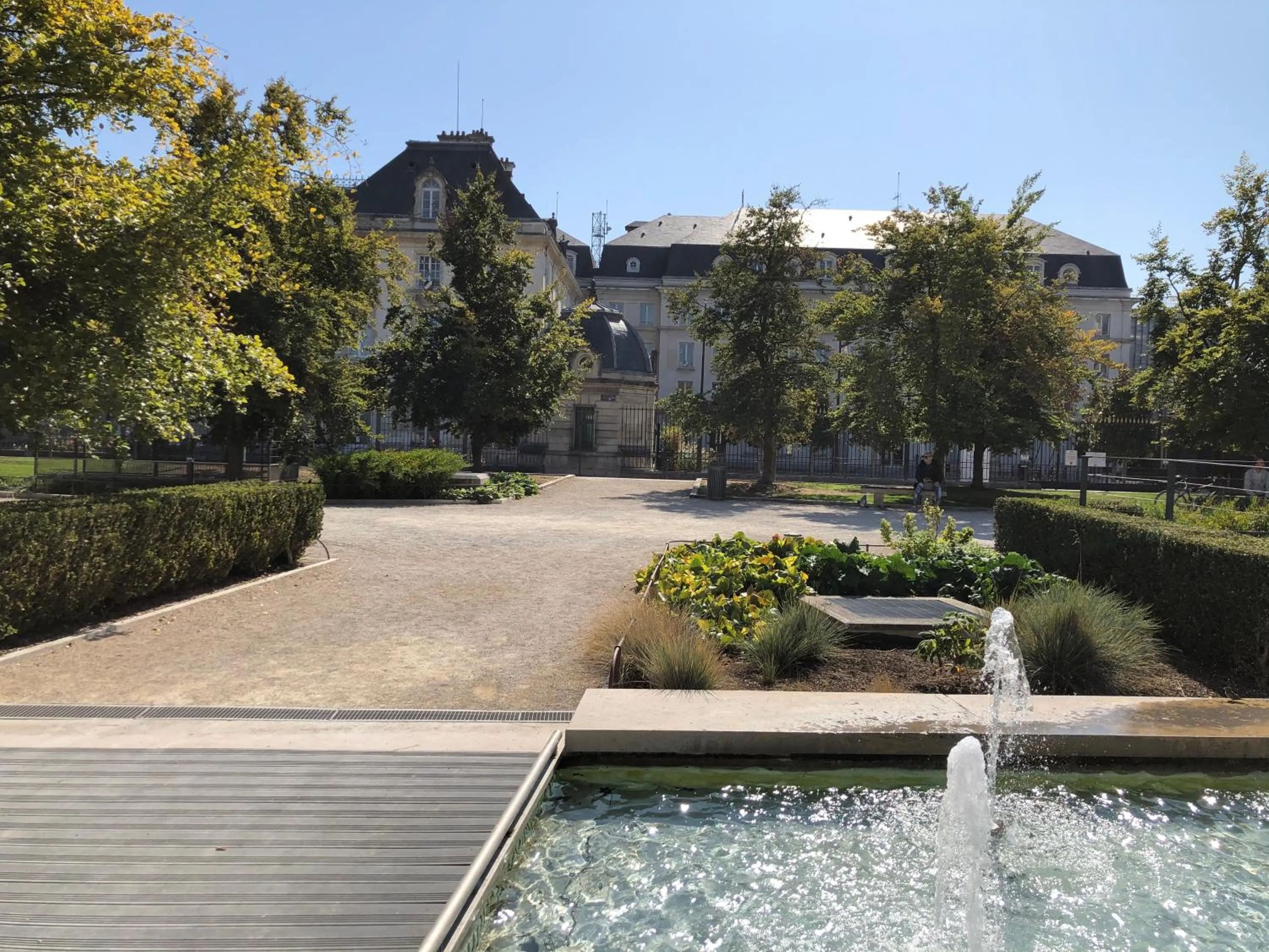 Neighbourhood in Le Charmant Zola Hyper Centre classé