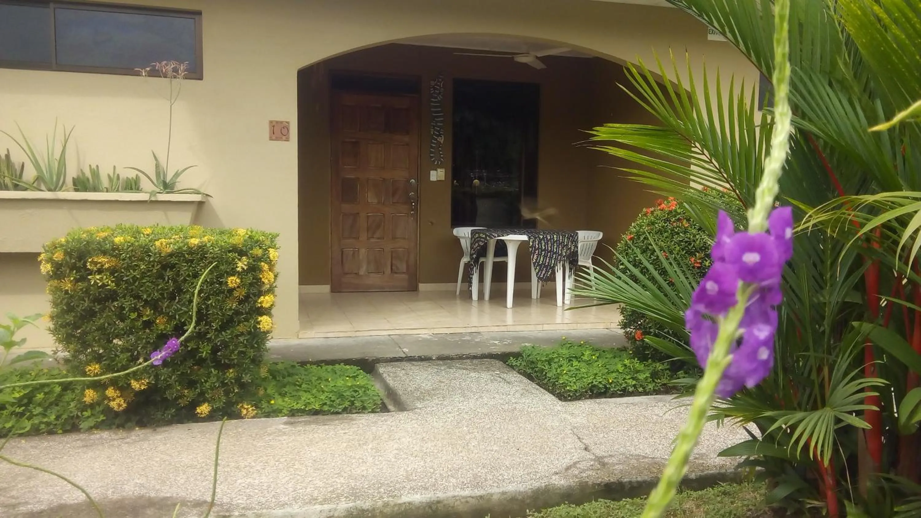 Balcony/Terrace in Villa Creole
