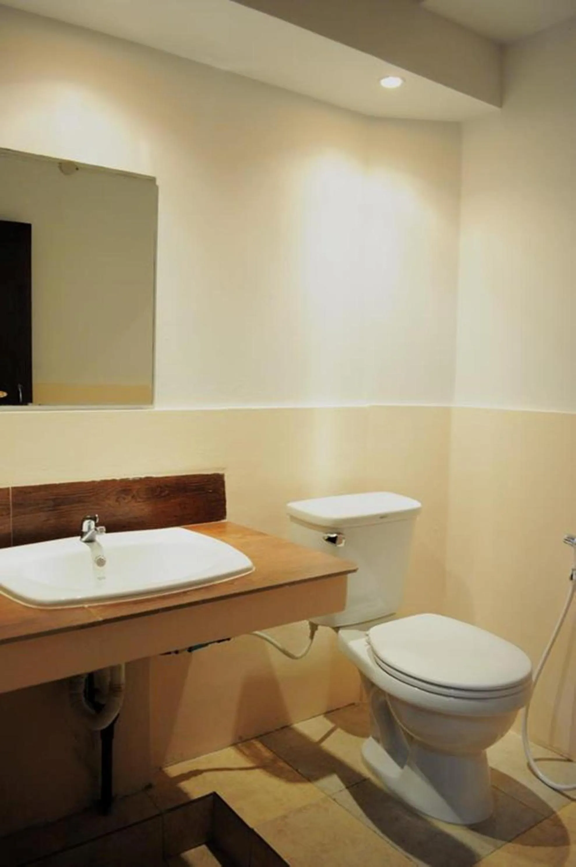 Bathroom in Yoont Hotel