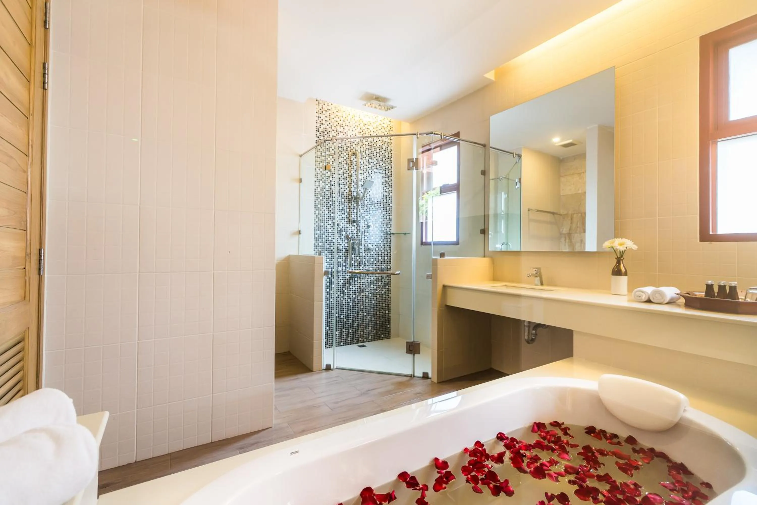 Shower in Ayrest Hua Hin Hotel