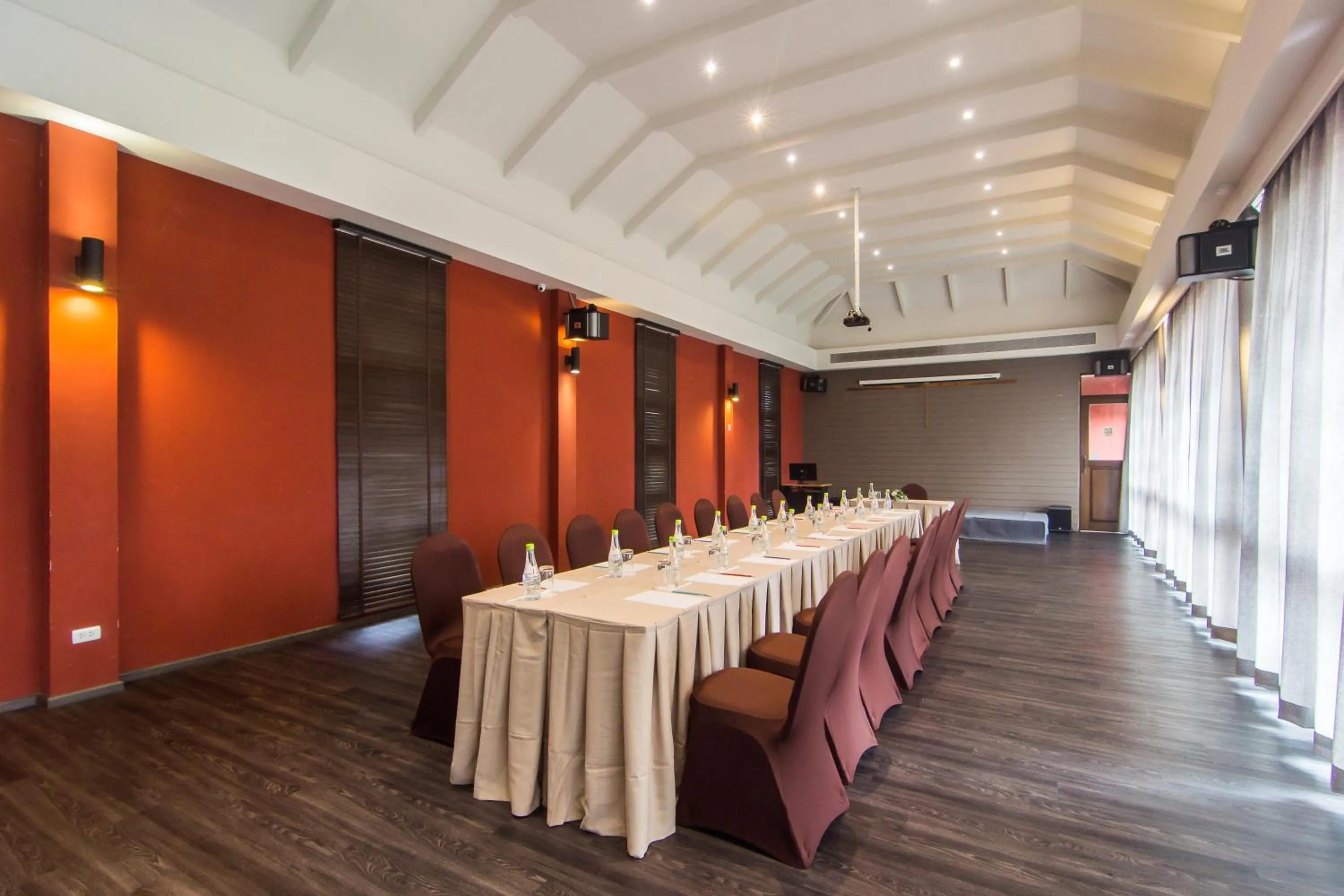 Meeting/conference room in Ayrest Hua Hin Hotel