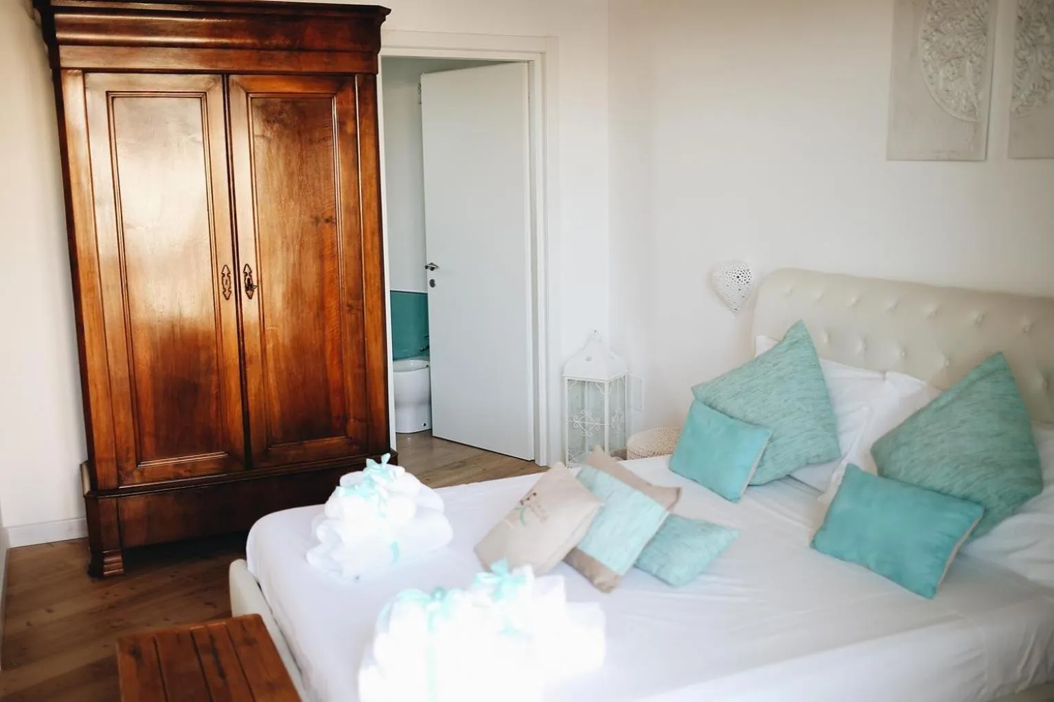 Other, Bed in Le Home Rooms