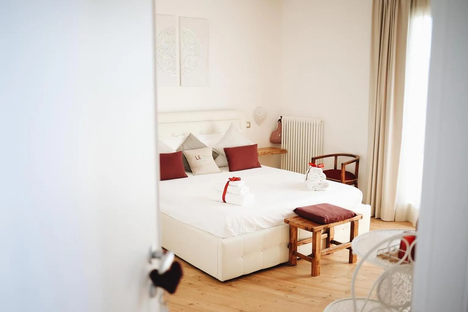 Bed in Le Home Rooms