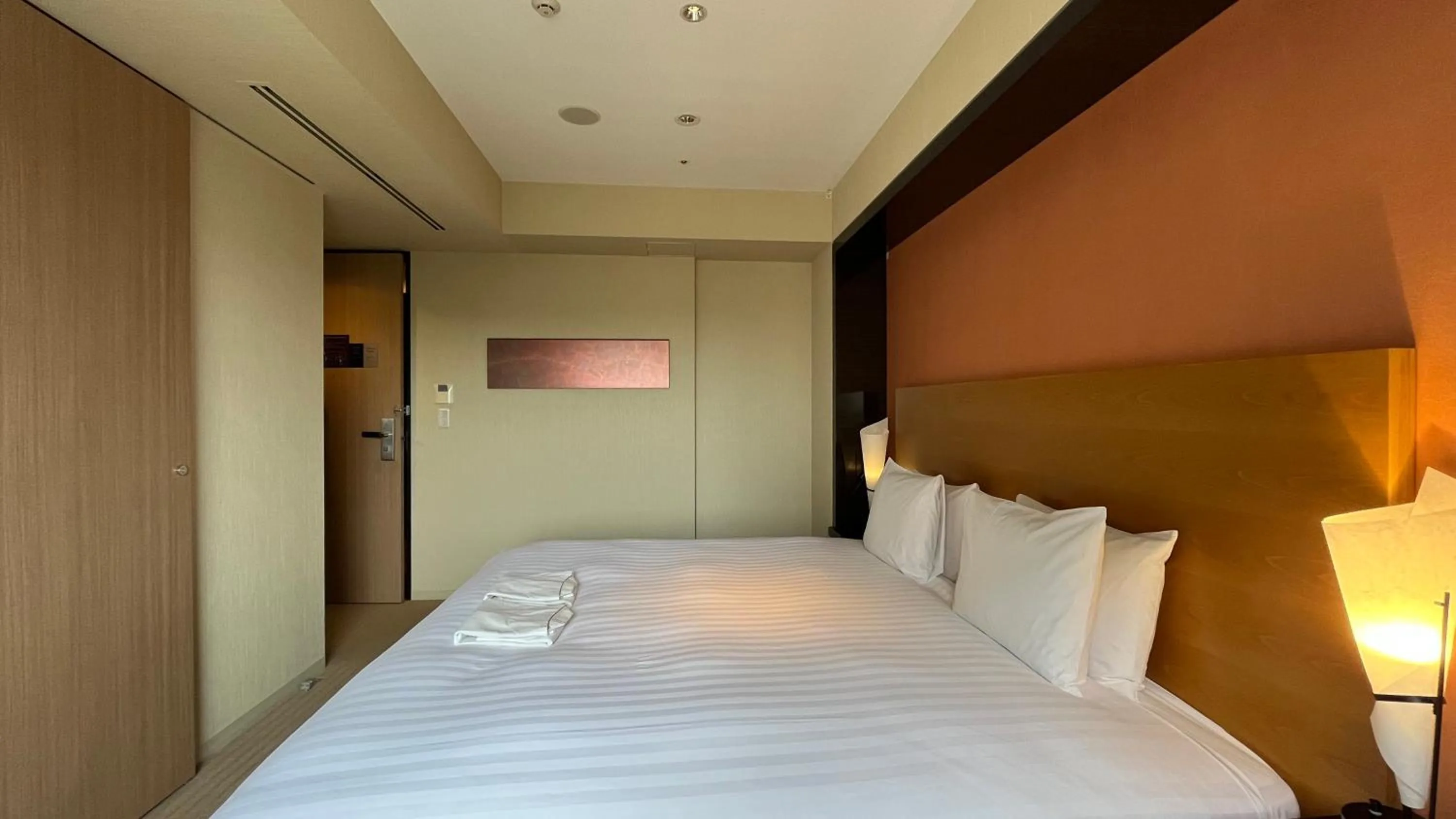 Photo of the whole room, Bed in KOKO HOTEL Premier Kanazawa Korinbo