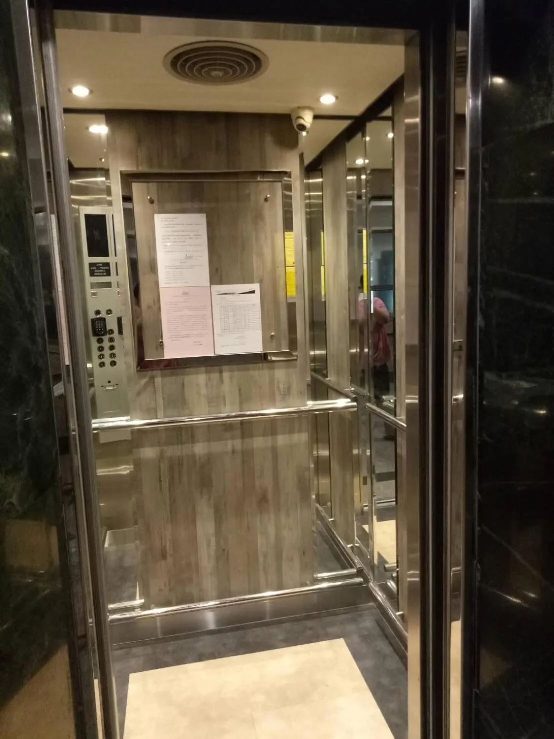 elevator in Komol Residence Bangkok