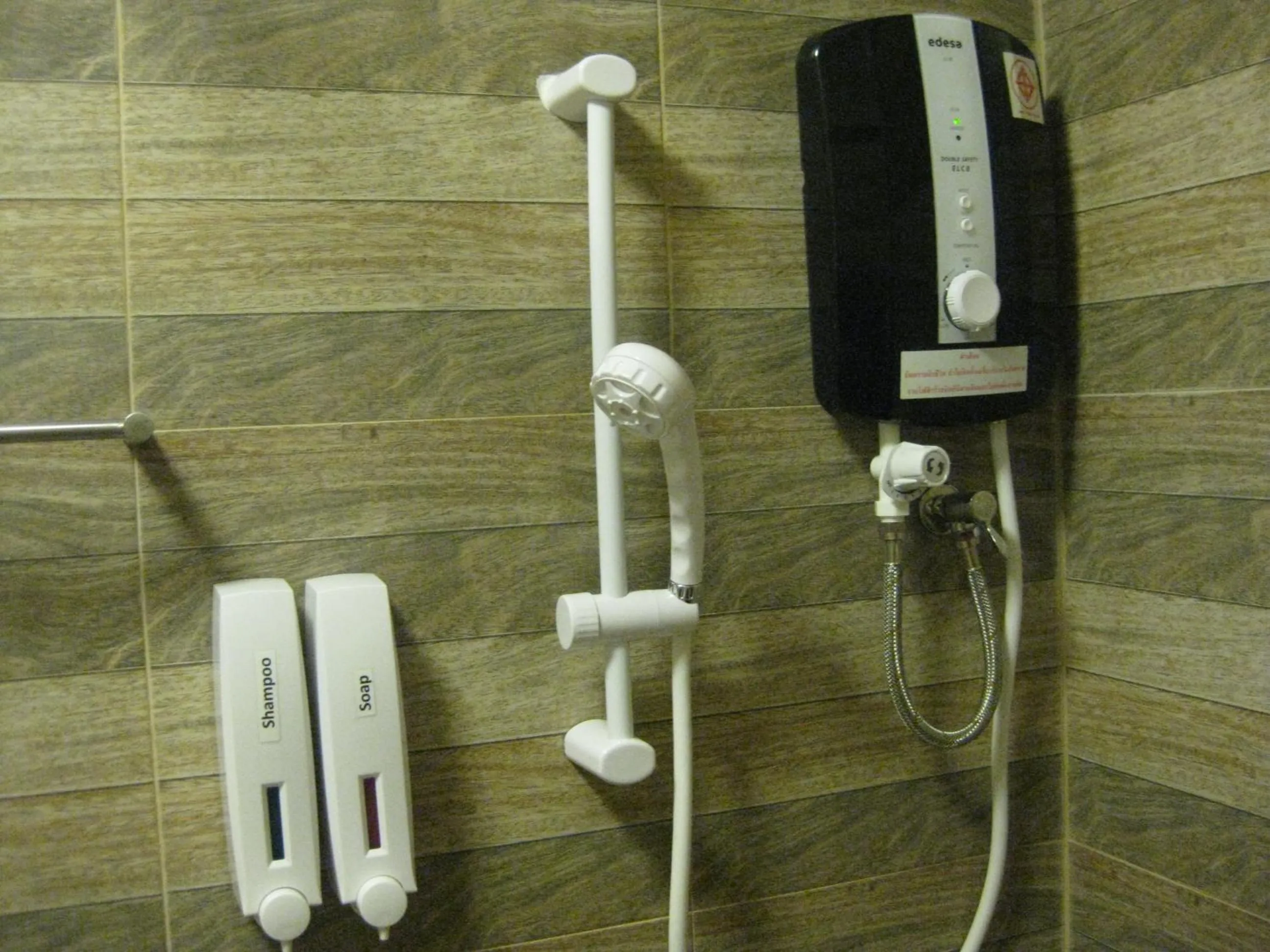 Komol Residence Bangkok