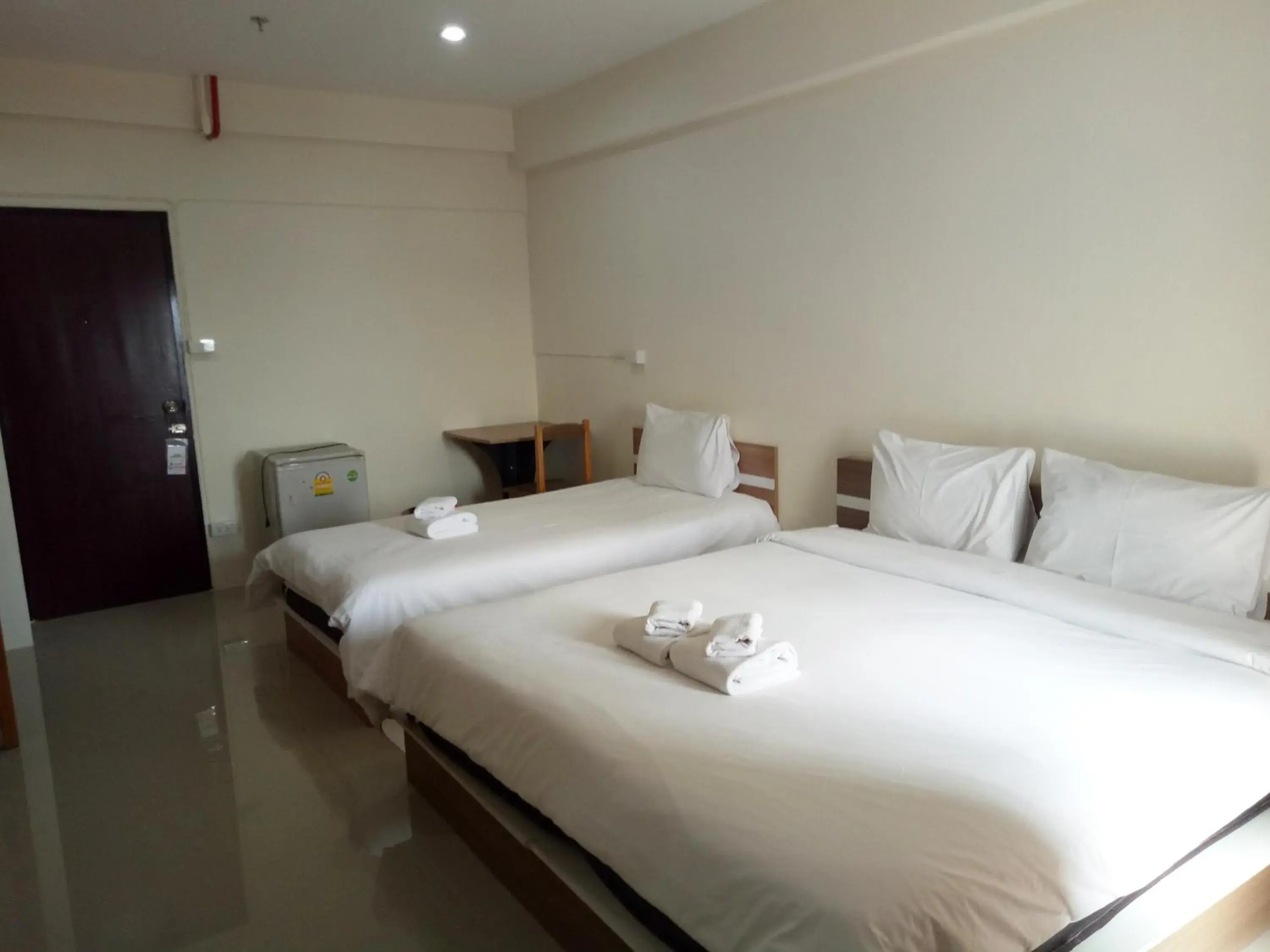 Bed in Komol Residence Bangkok Bed in Komol Residence Bangkok