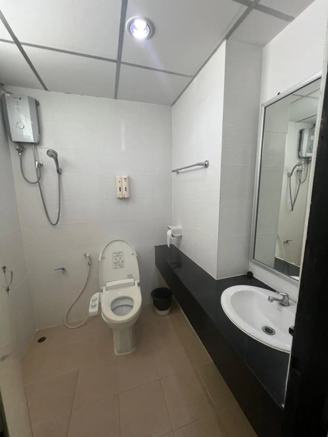 Komol Residence Bangkok