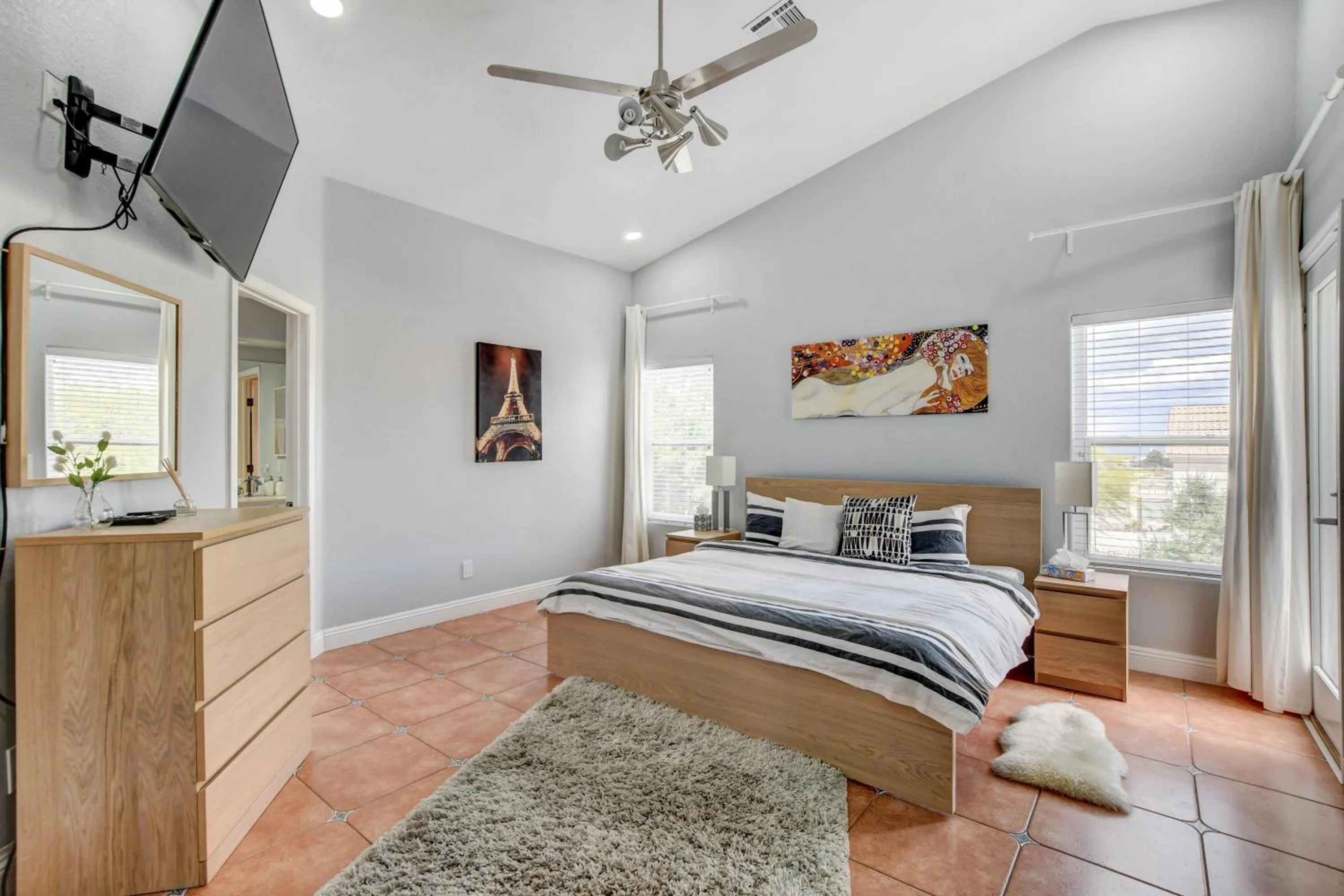 Photo of the whole room, Bed in The Buddha Estate