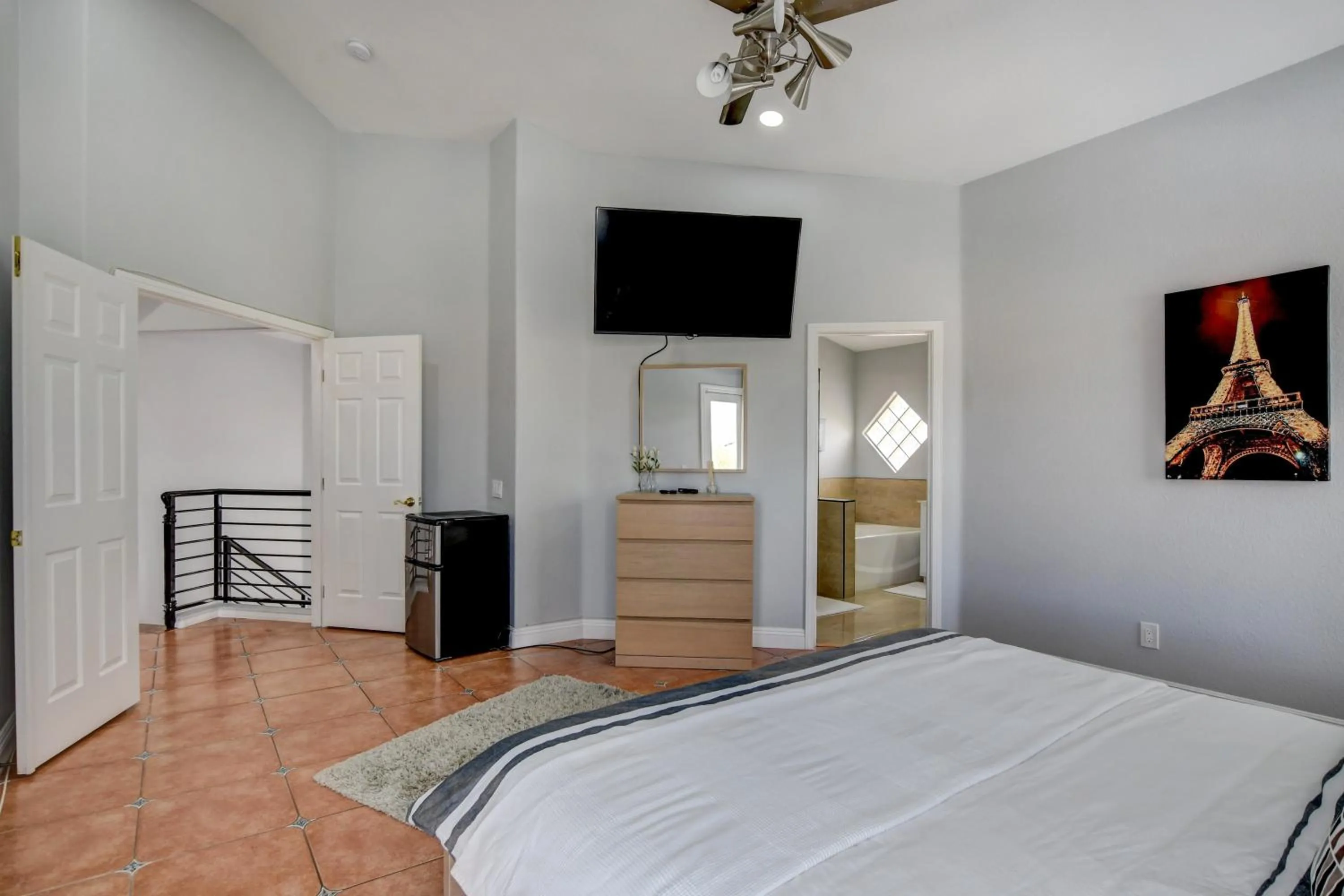 TV and multimedia, Bed in The Buddha Estate