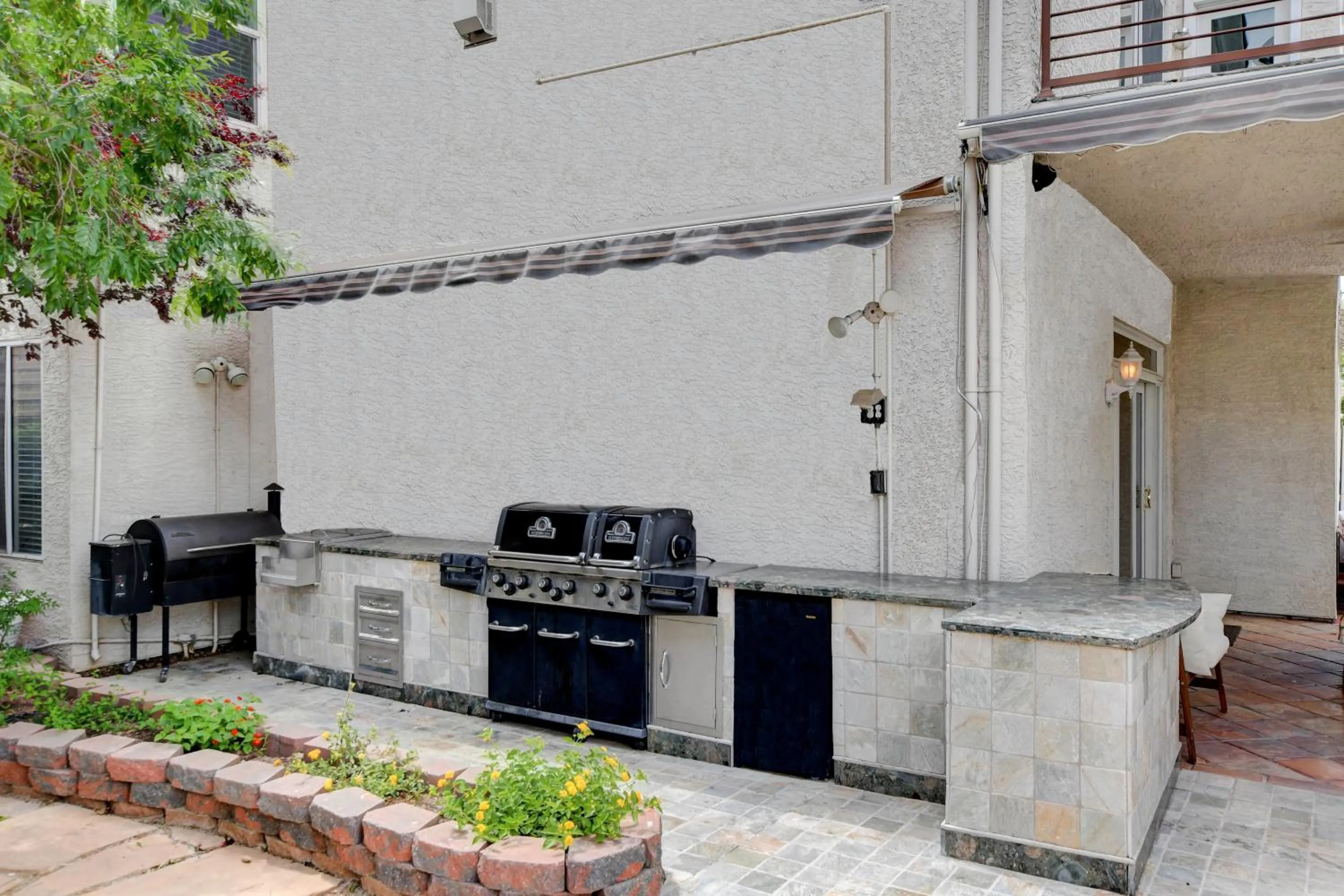 BBQ facilities in The Buddha Estate