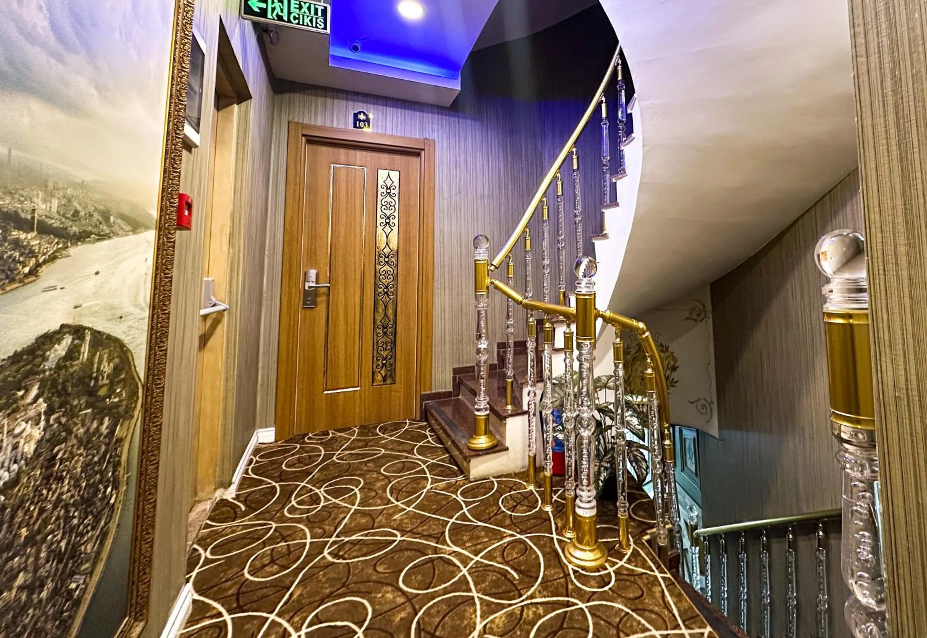 Floor plan in Golden Sand Hotel