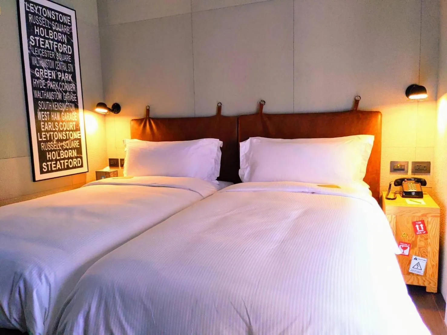 Bed in Just Sleep - Sanchong