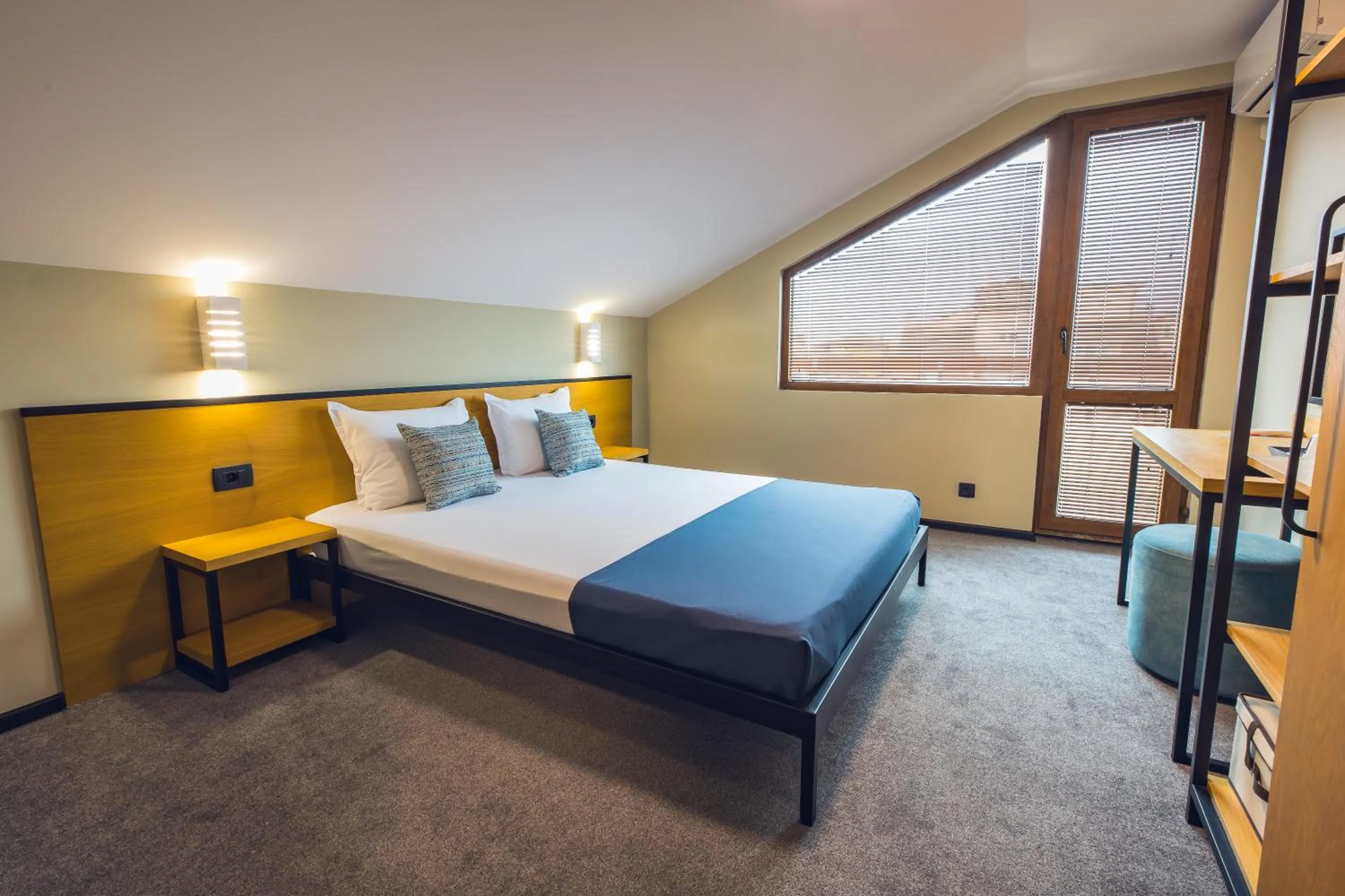 Bed in Hotel Albatros New Town